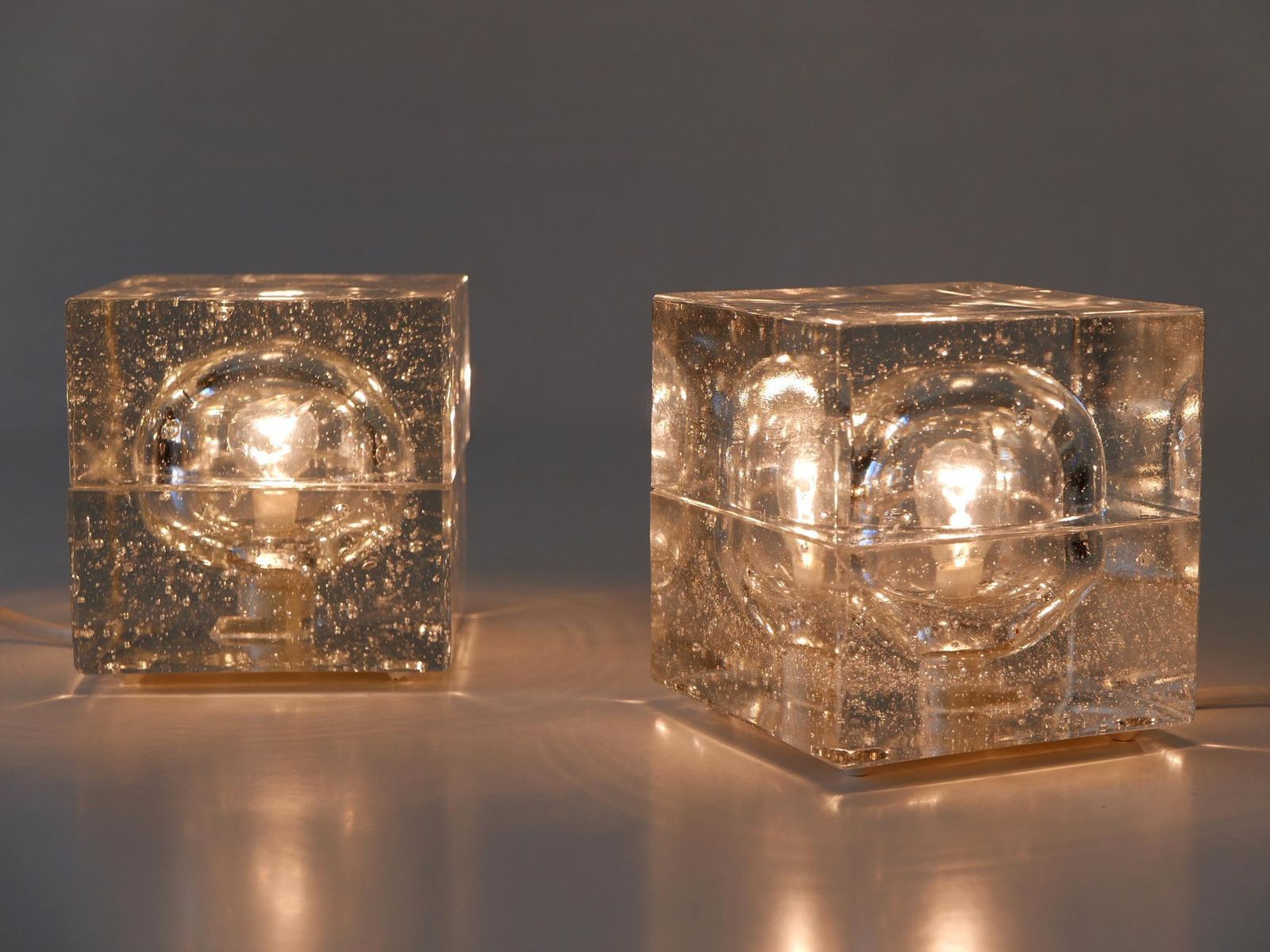 Set Of Two Hand Blown Ice Glass Cube Table Lamps By Müller & Zimmer Germany photo vinterior