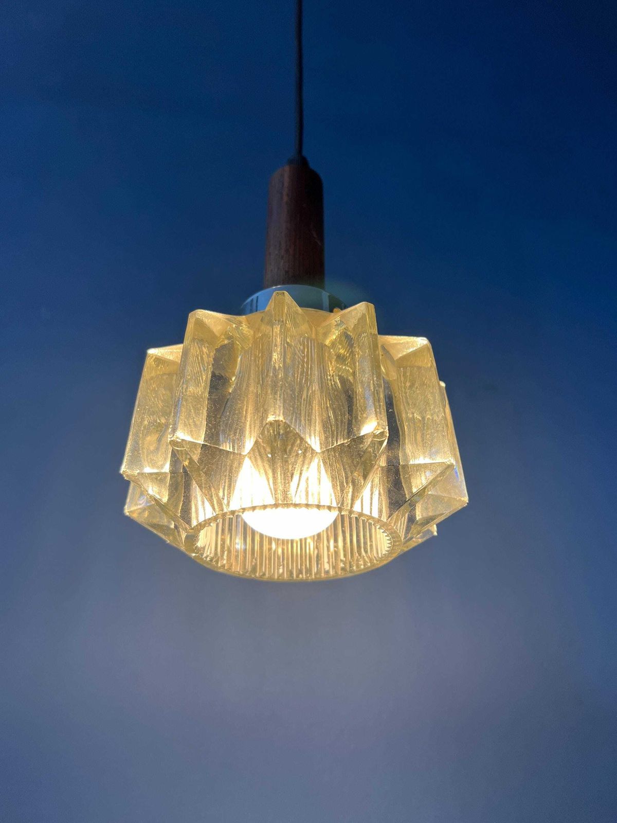 Small Mid Century Crystal Glass Pendant Lamp photo 166.0