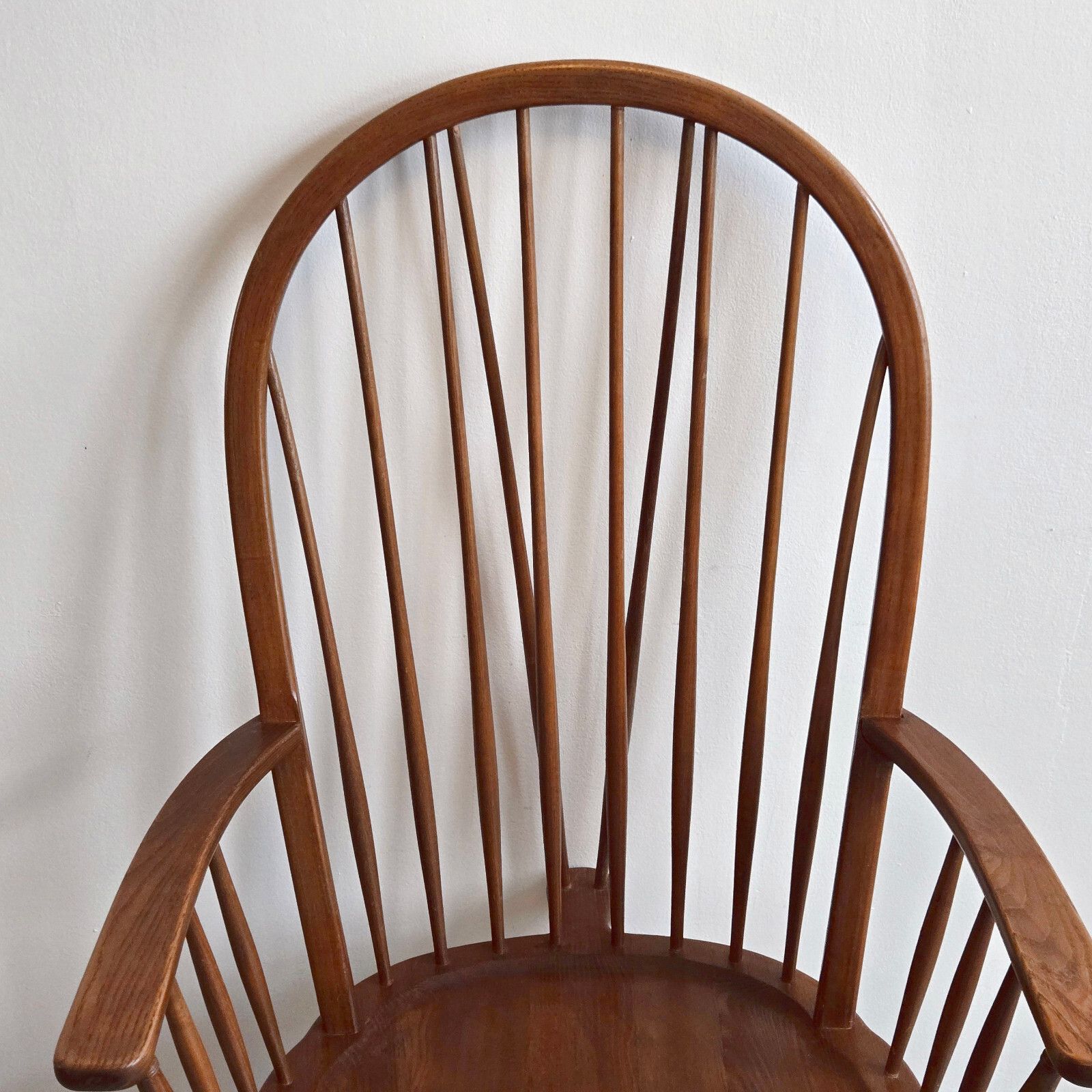 photo vinterior Vintage 1950 Style Windsor And Heter Varnish Armchair 50s Dlg Tapiovaara Ercol
