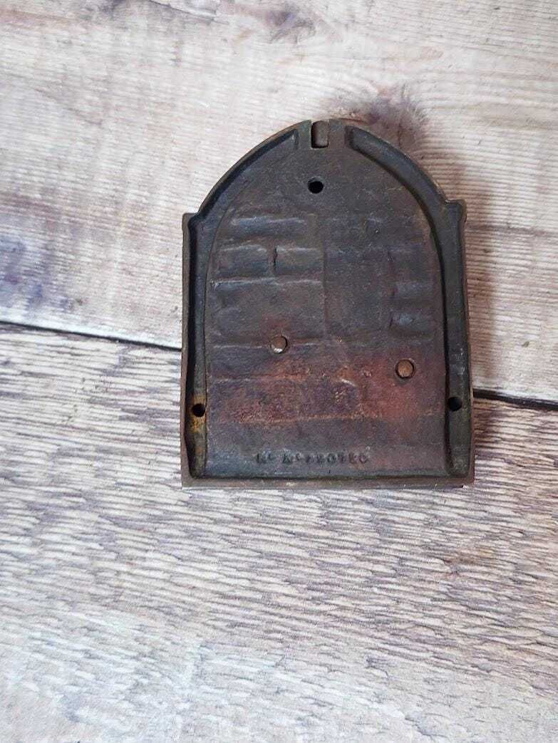 Dun Cow Durham Cathedral Small Collectible Door Knocker, Small Brass Door Knocker photo vintage