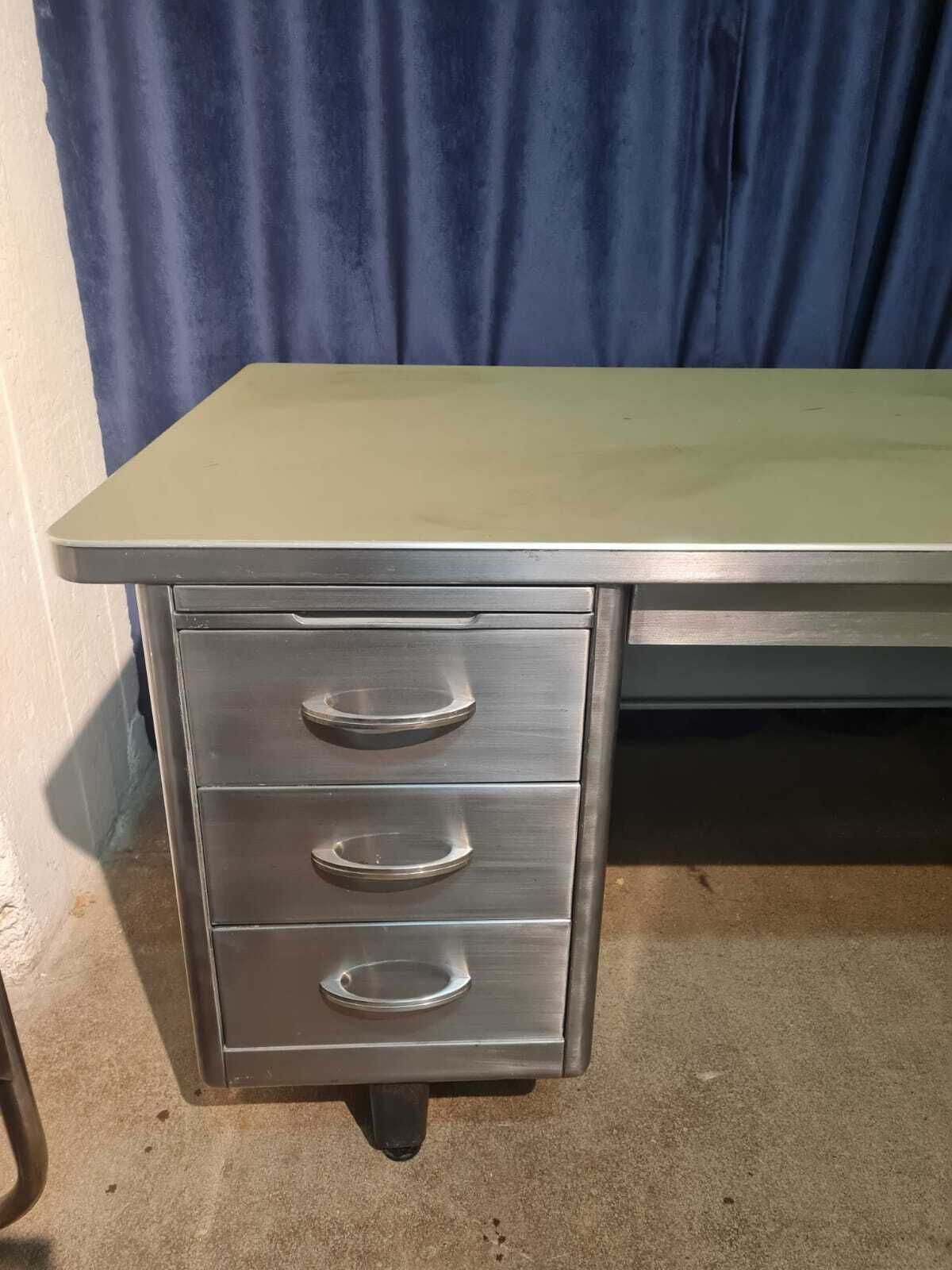 photo for sale Double Tanker Desk, USA