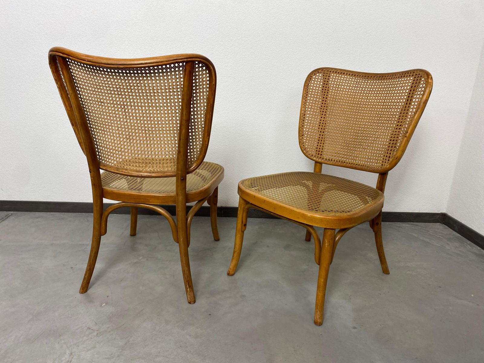 Set Of 4 Chairs Model A821 By Adolf Gustav Schneck For Thonet Mundus photo vinterior