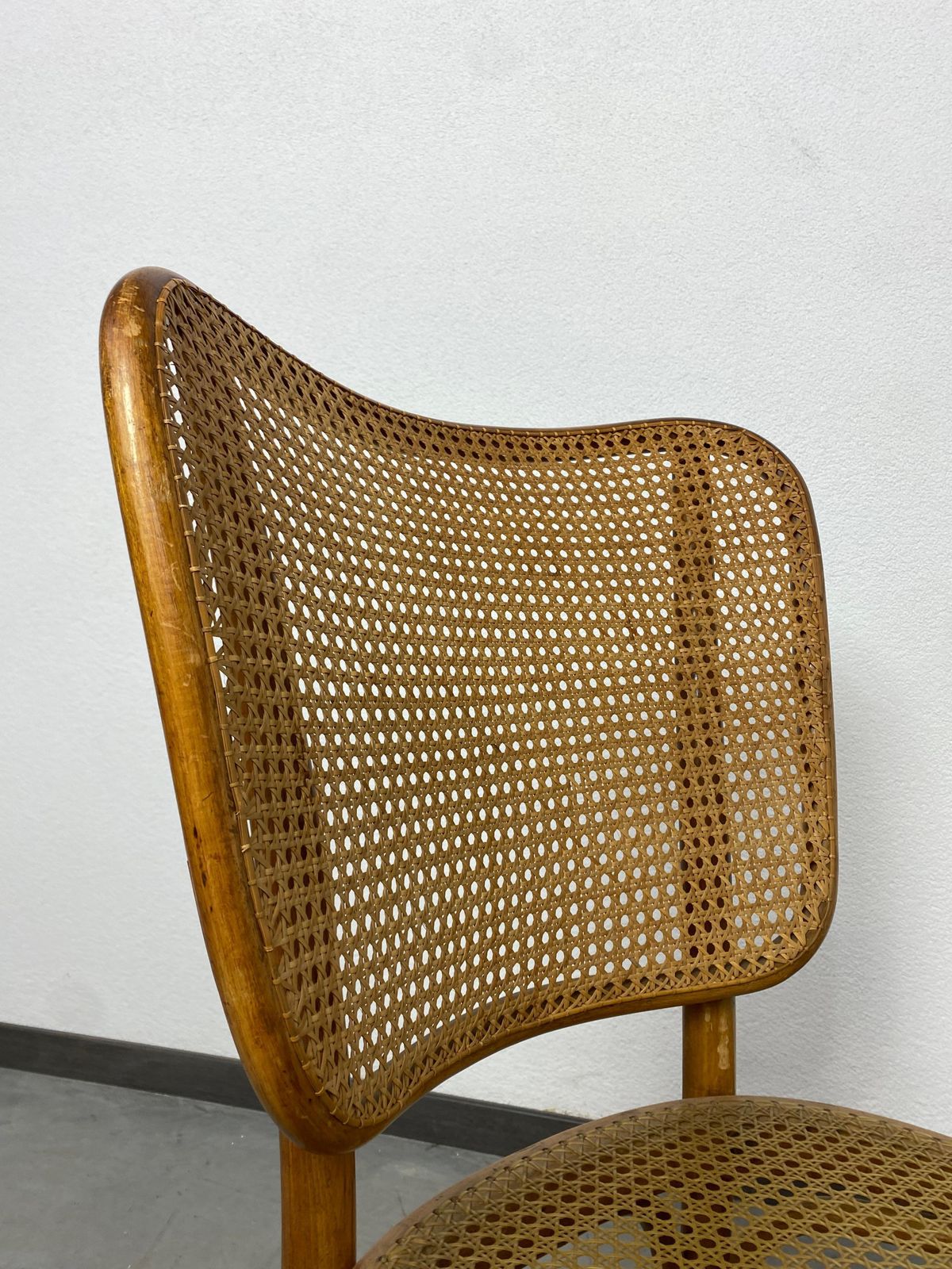 photo buy Set Of 4 Chairs Model A821 By Adolf Gustav Schneck For Thonet Mundus
