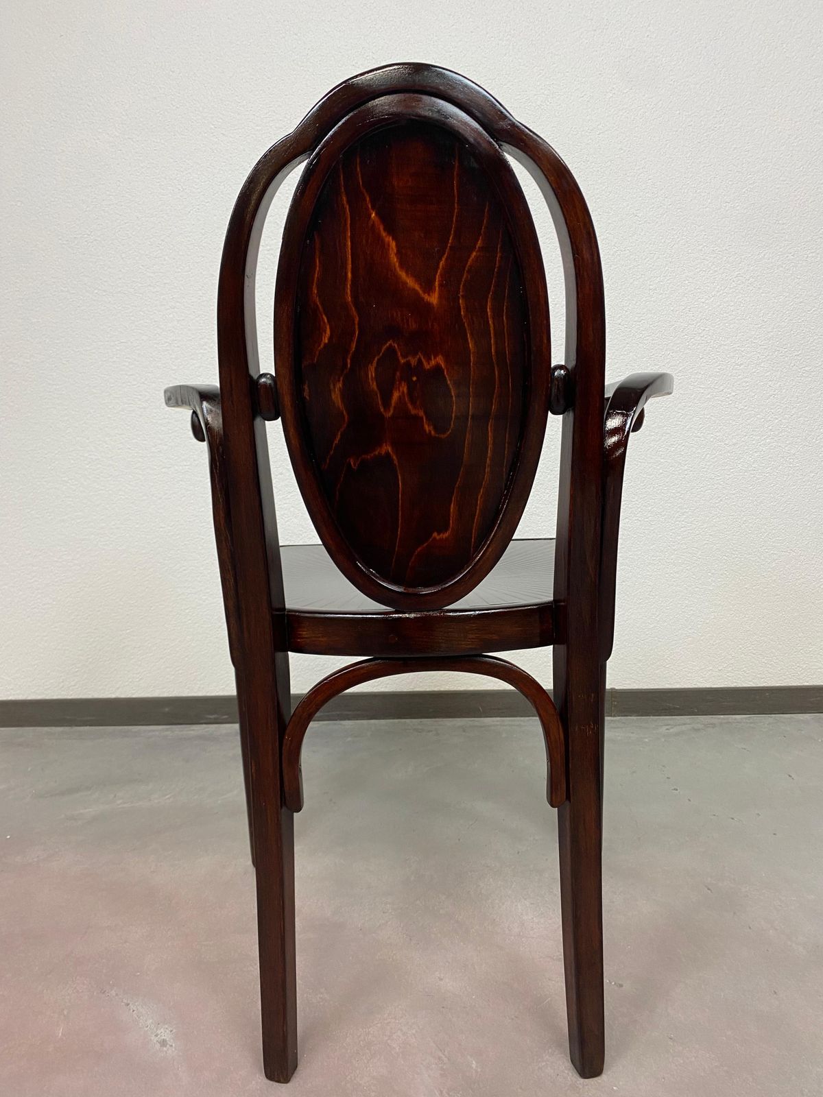 photo furniture Secession Armchair By Josef Hoffmann