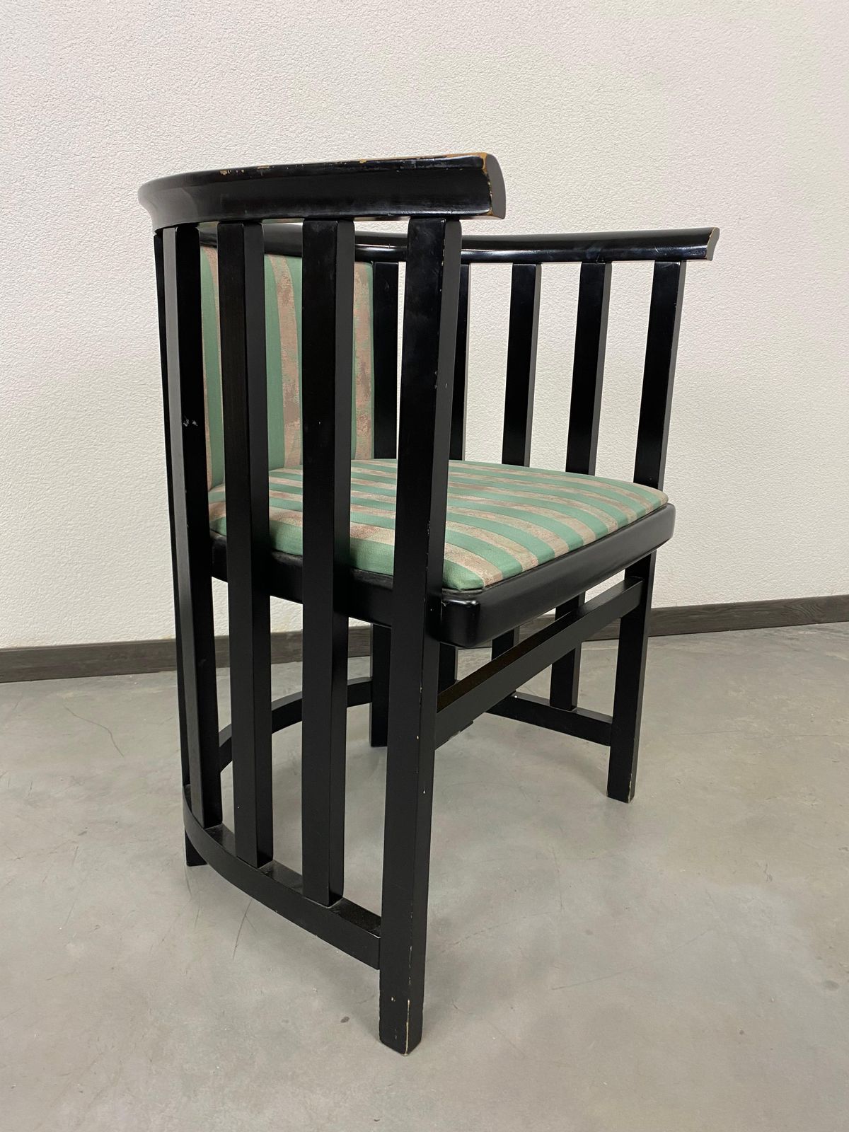 photo furniture Fledermaus Seating Group By Josef Hoffmann Ex. By Wittmann Wien