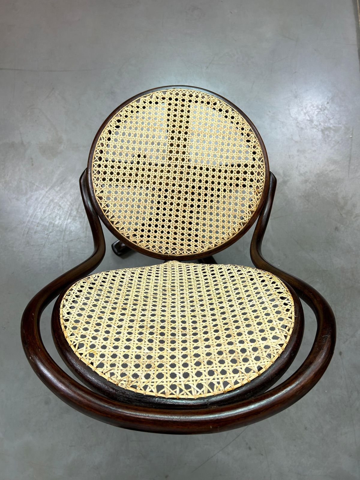 Bentwood Swivel Chair No.9 By J.J.Kohn photo 1197.0