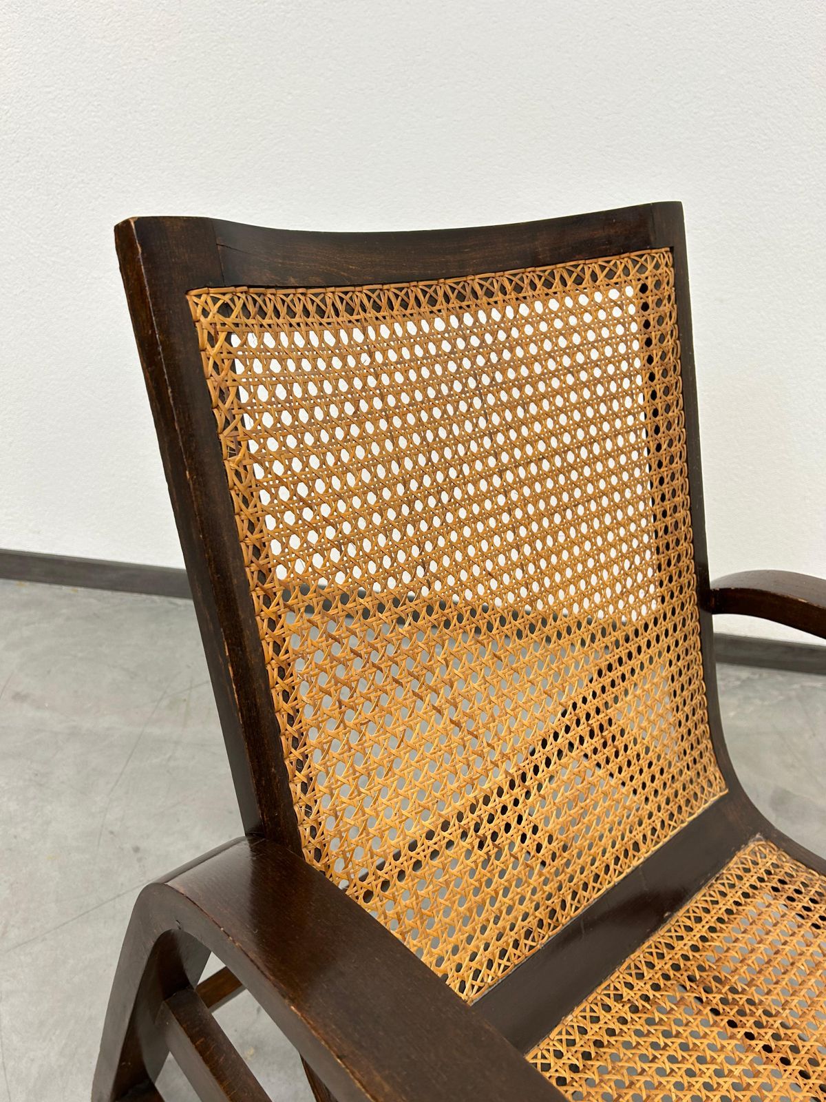 Functionalist Bentwood Lounge Chair No.668 Thonet Debrecen photo buy