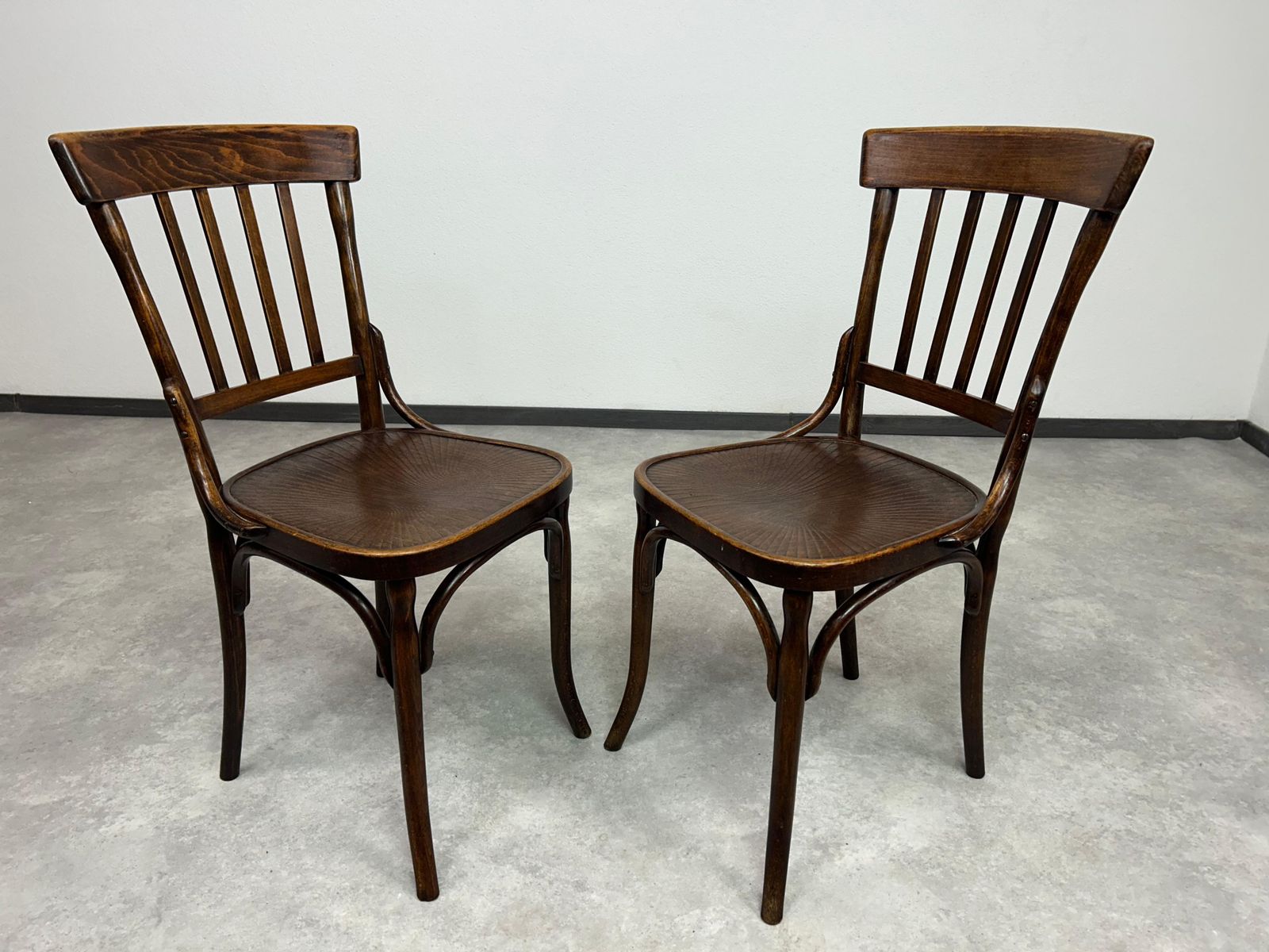 Set Of 6 Dining Chairs By Thonet Mundus photo for sale