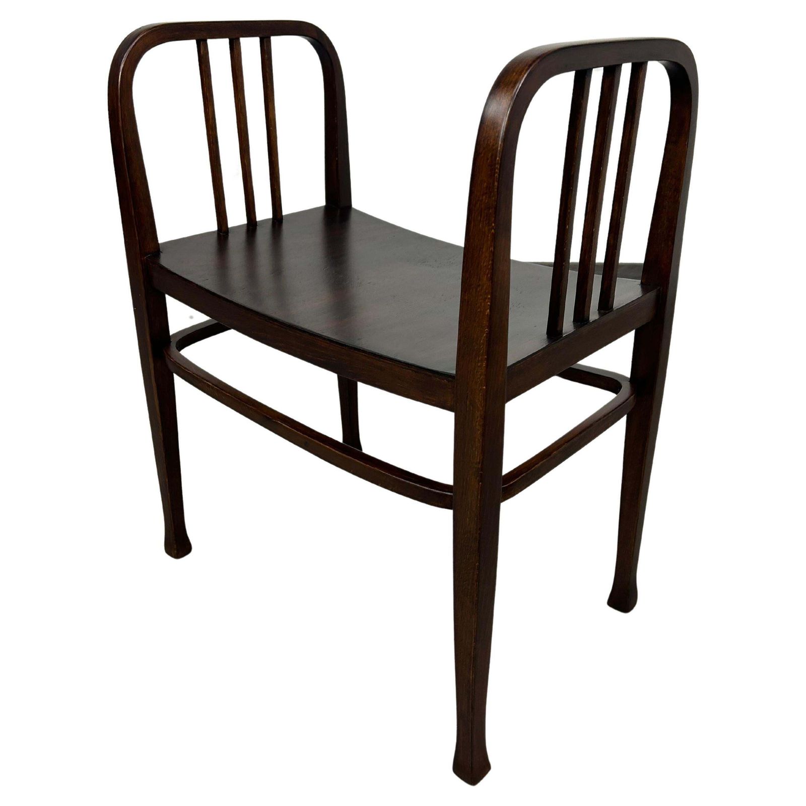 Jugendstil Causeuse No. 6611 Attr. To Otto Wagner For Thonet