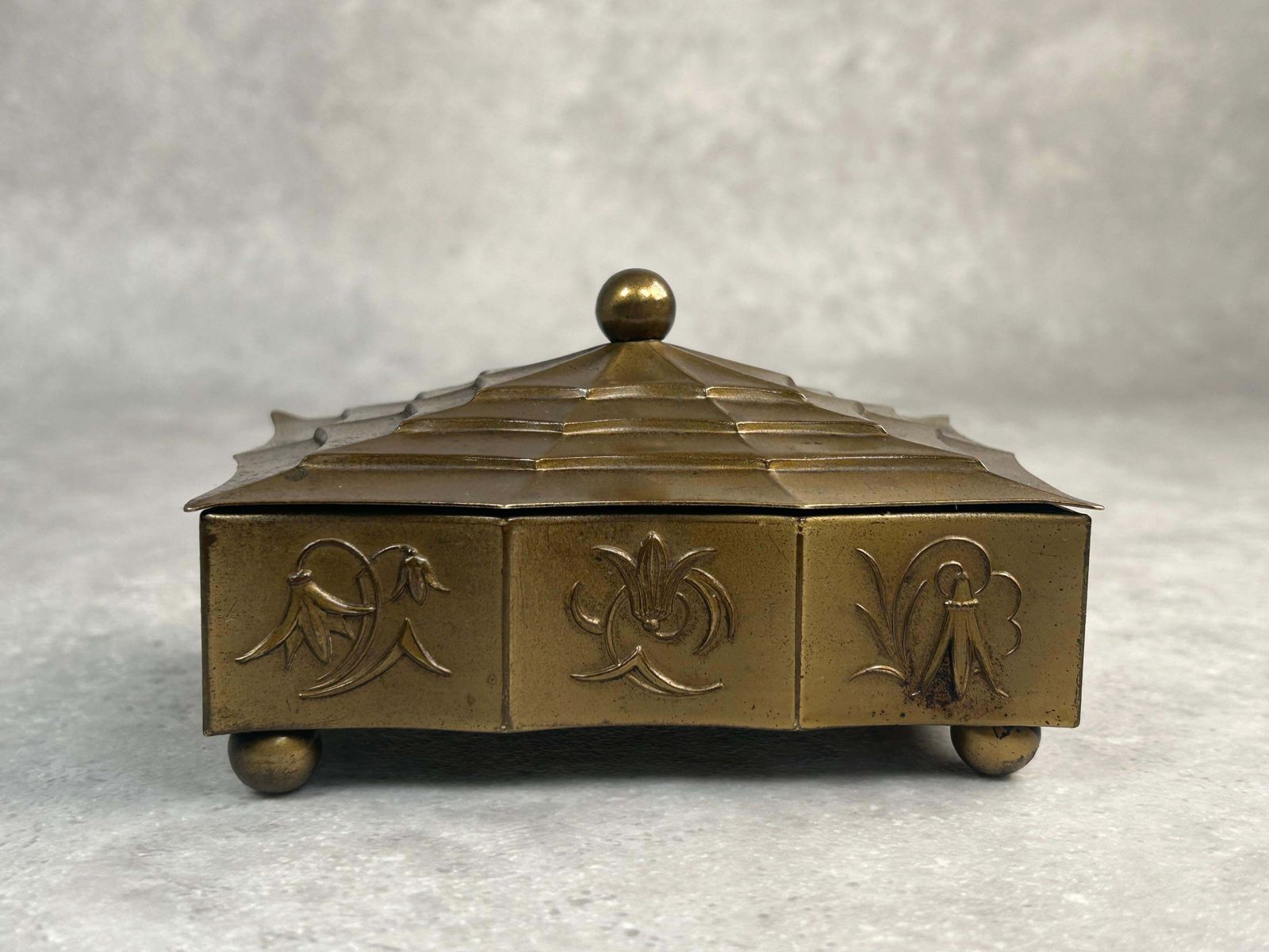 Vienna Secession Jewelry Box Atr. Dagobert Peche For Wiener Werkstätte photo for sale