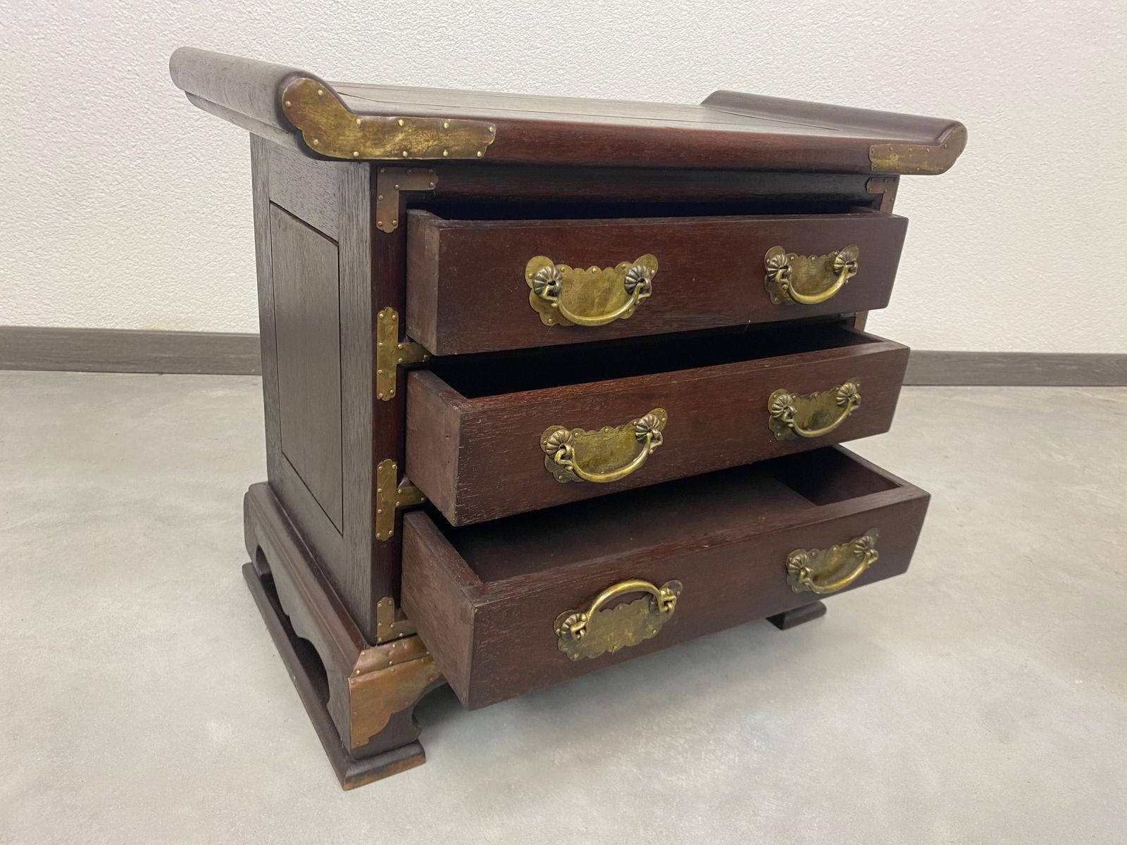 photo buy Miniature Chest Of Drawers