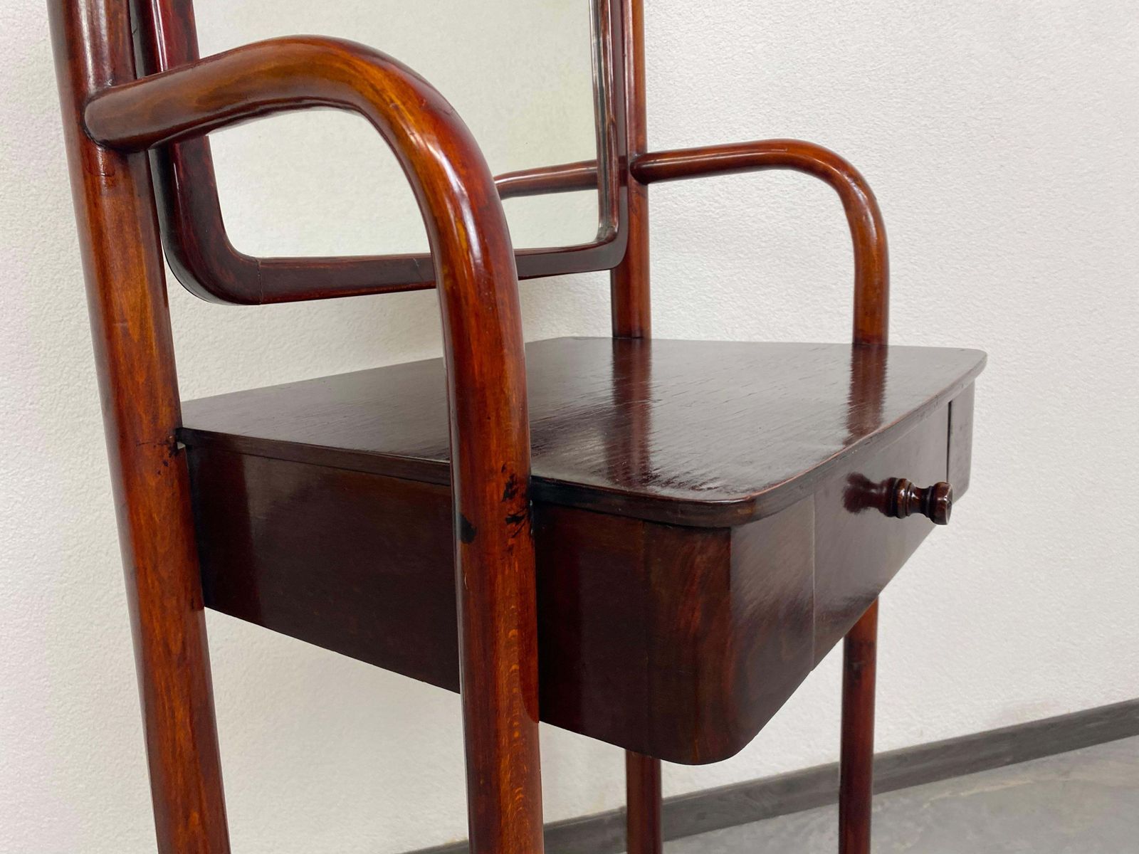 Dressing Table No.1134 By Josef Hoffmann For J&J Kohn photo vintage