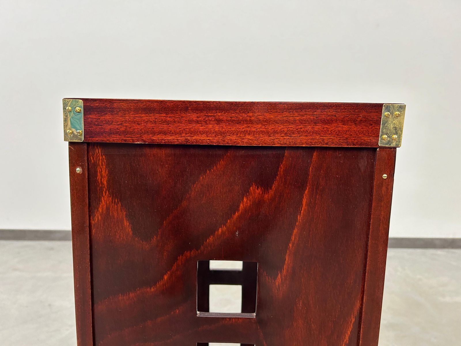 Jugenstil Umbrella Holder Attr. To Josef Hoffmann/Kolo Moser photo vinterior