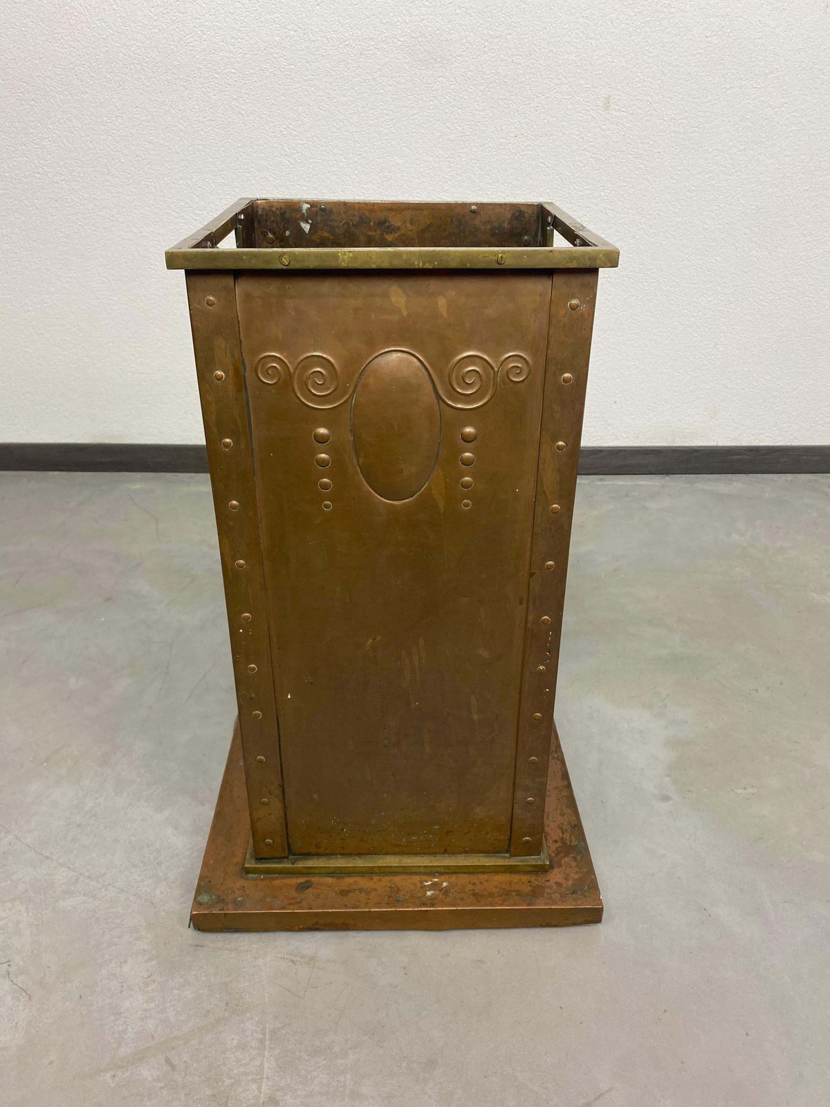 Jugendstil Umbrella Stand Attr. To Otto Prutscher   Wiener Werkstätte photo furniture