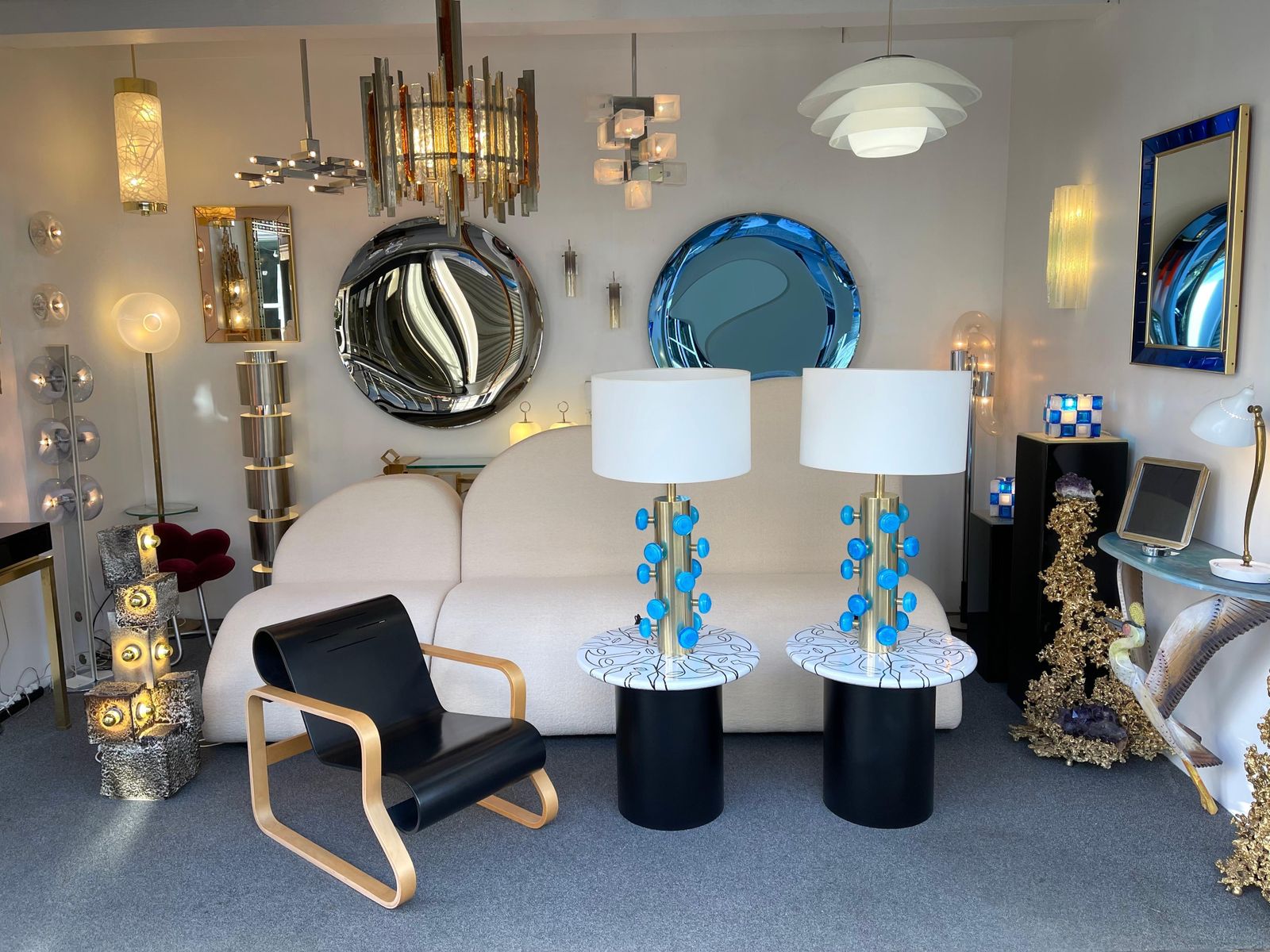 3678.0 Contemporary Pair Of Brass And Blue Murano Glass Spiral Lamps, Italy photo