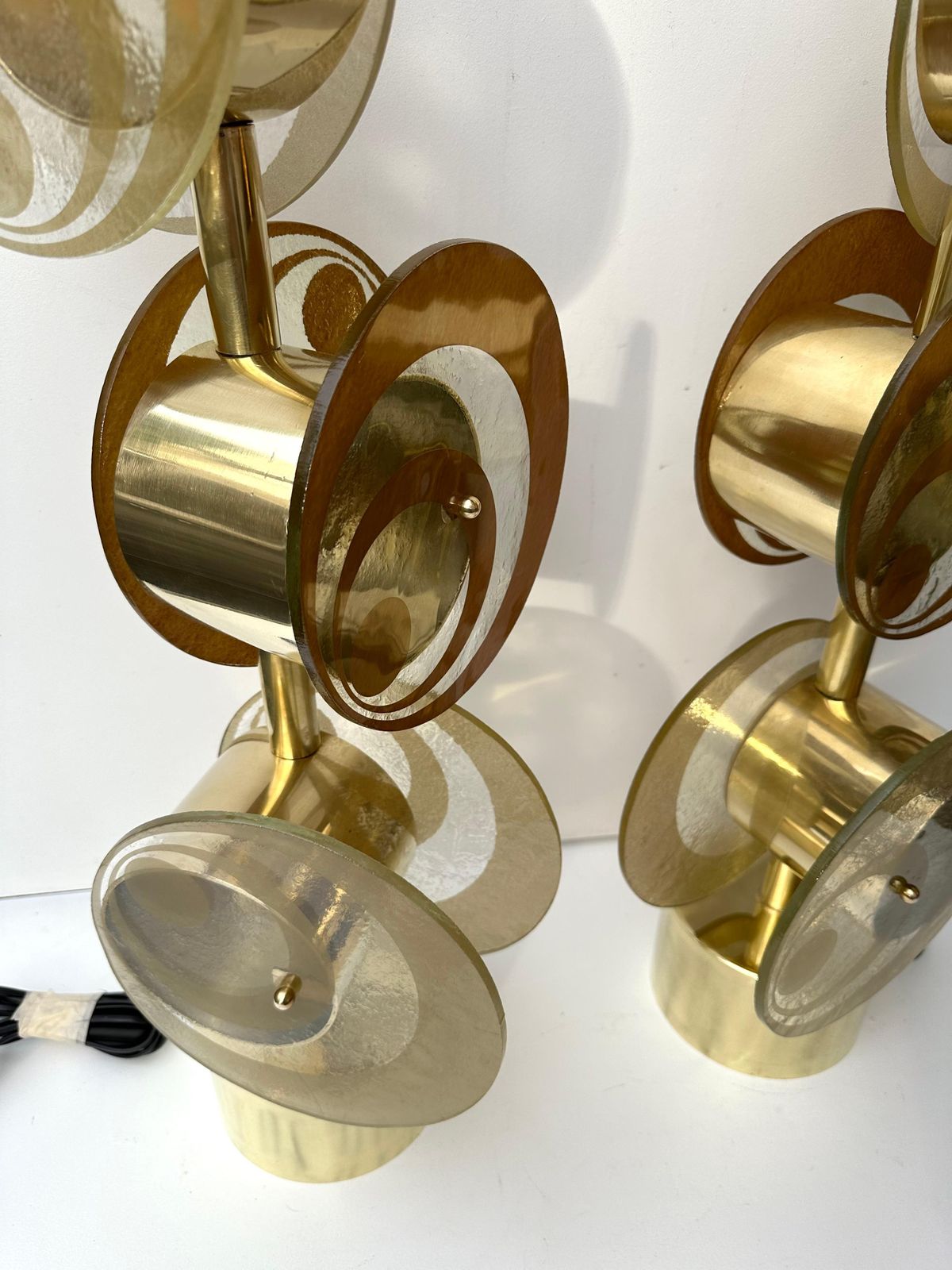 Contemporary Pair Of Brass And Murano Glass Spiral Disc Lamps, Italy photo buy