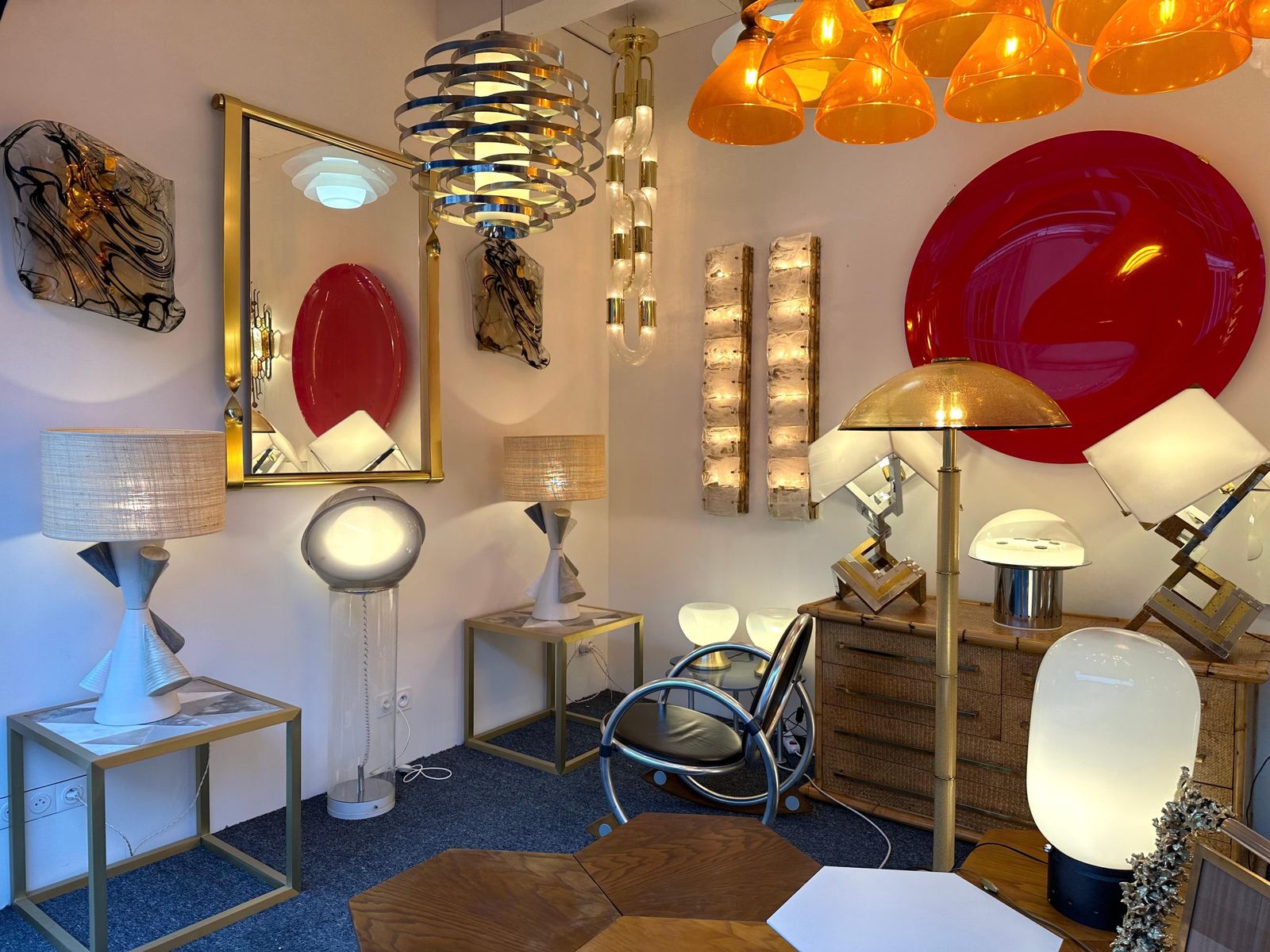Contemporary Pair Of Ceramic Cone Lamps By Antonio Cagianelli, Italy photo furniture