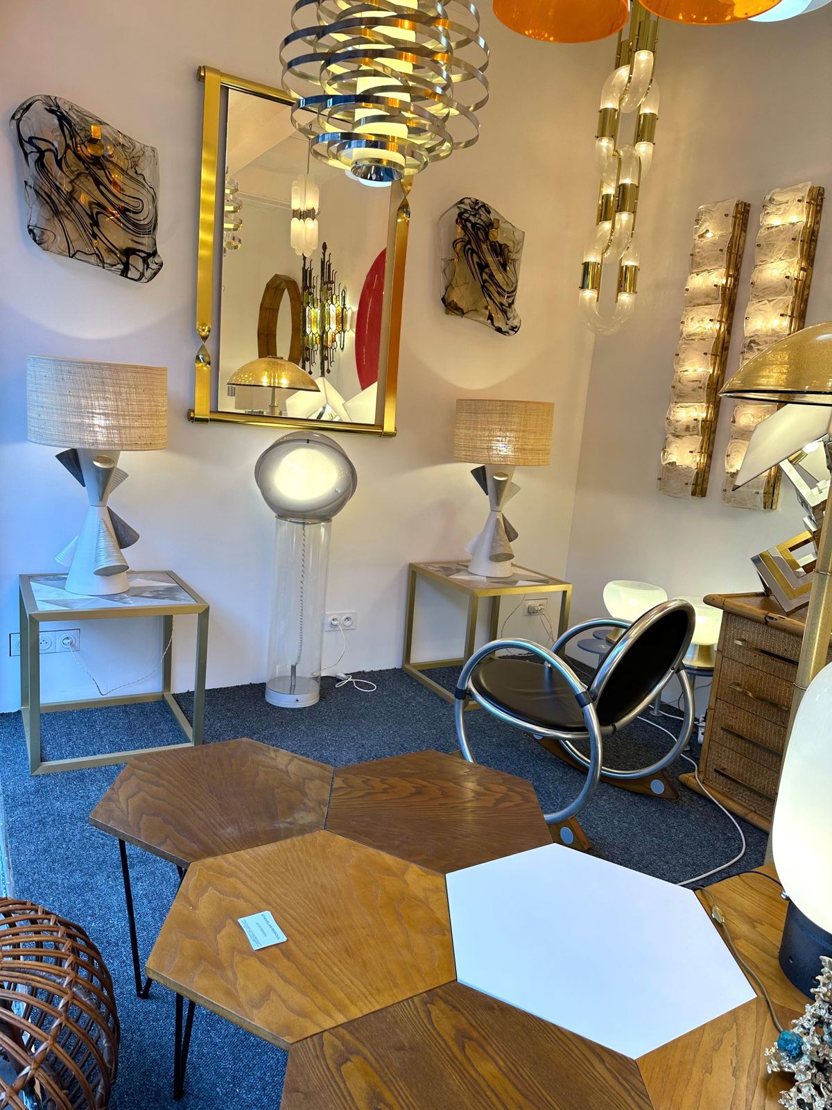 Contemporary Pair Of Ceramic Cone Lamps By Antonio Cagianelli, Italy photo for sale