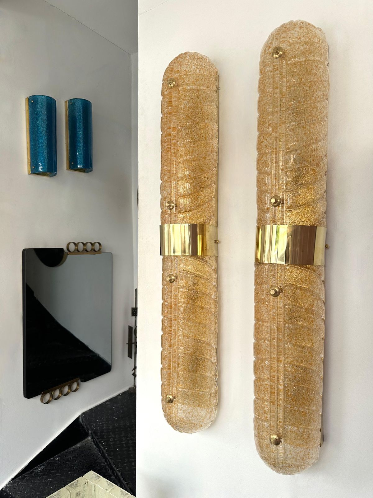 Contemporary Pair Of Brass And Palm Murano Glass Sconces, Italy photo vinterior