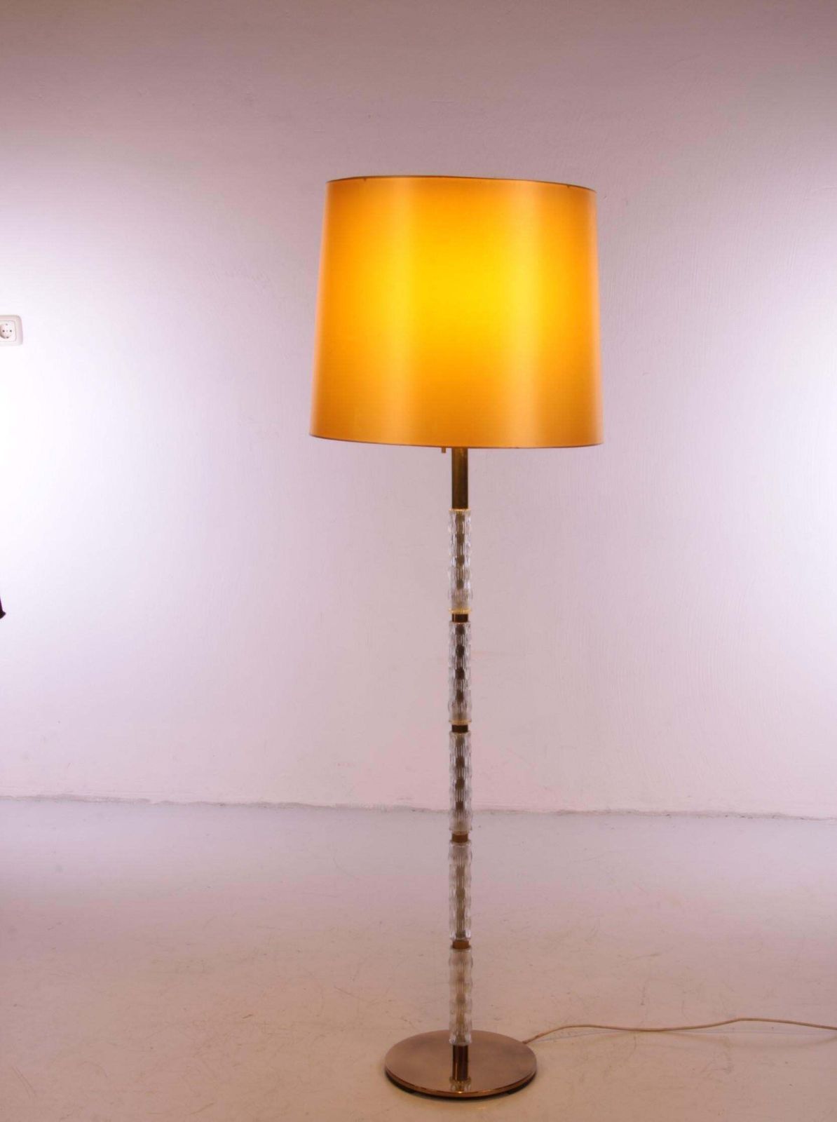 photo vintage Floor Lamp With Glass Tubes And Brass Details, 1960s