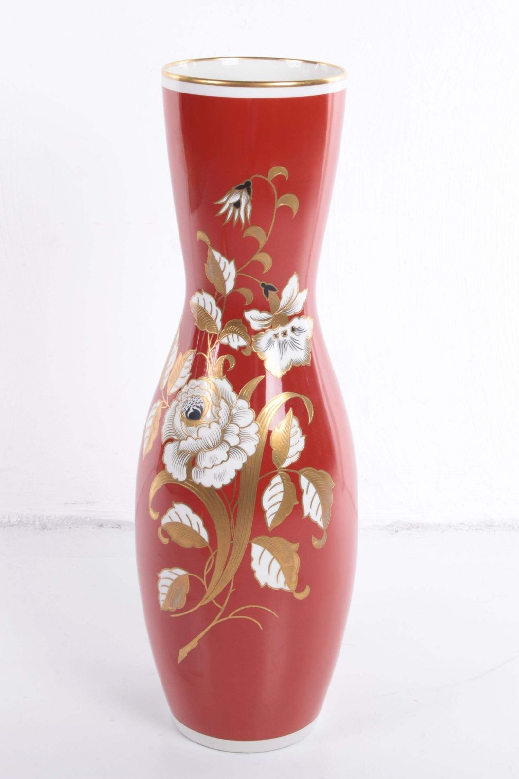 Very Large Red Porcelain Vase With Golden Flowers Veb Wallendorfer 1960 photo furniture