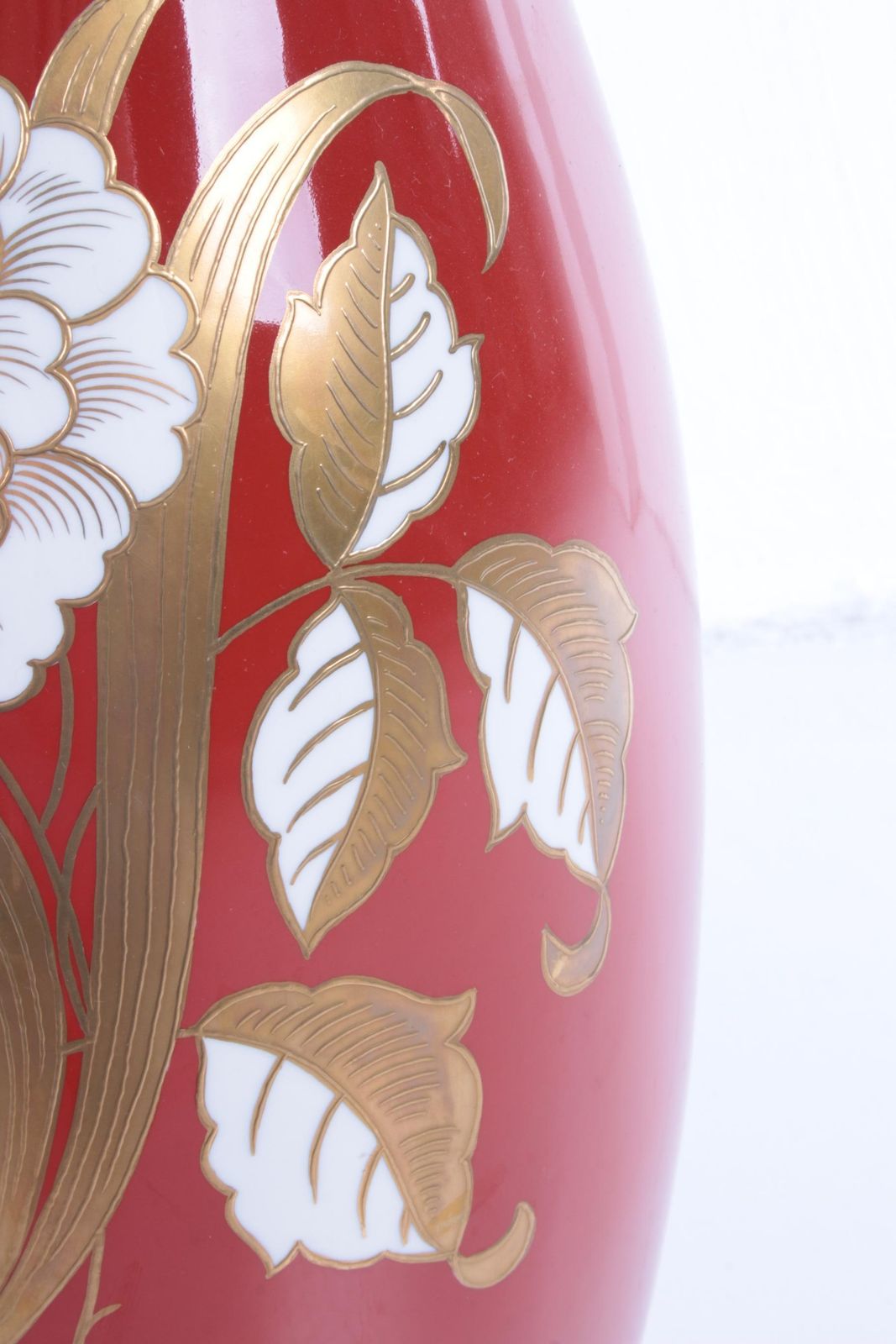 Very Large Red Porcelain Vase With Golden Flowers Veb Wallendorfer 1960 photo vintage