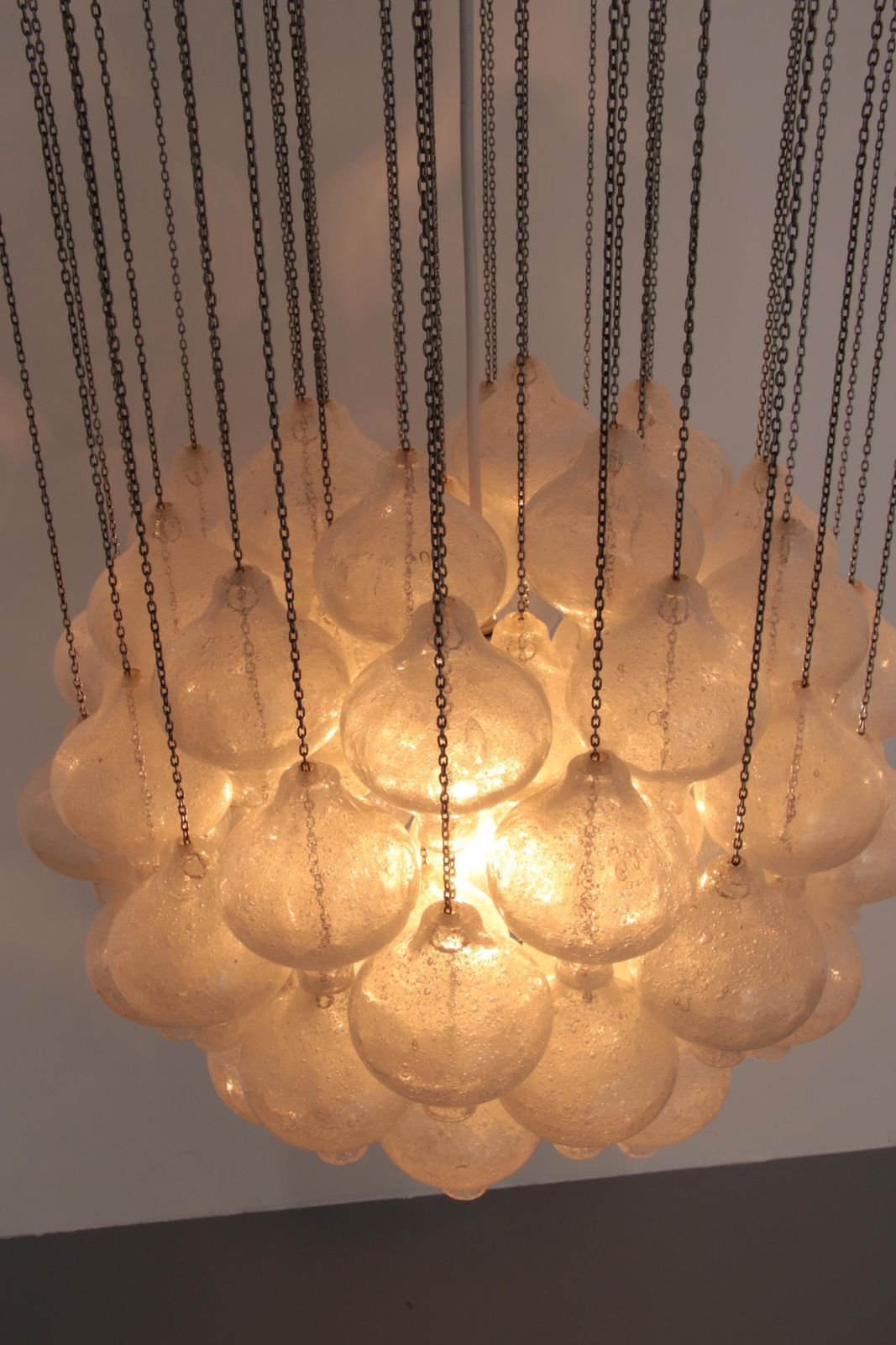 Kalmar 'Tulipan' Chandelier Pendant Light, Blown Glass 1970 photo vintage