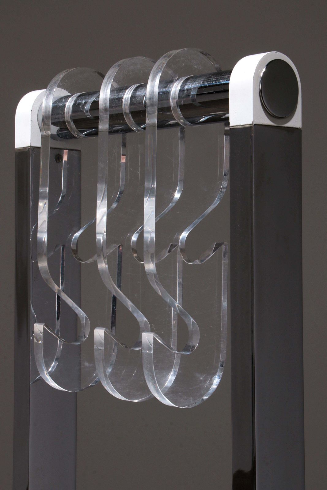 photo vinterior Italian Design Coat Rack With White Marble Base And Chrome Uprights, 1970