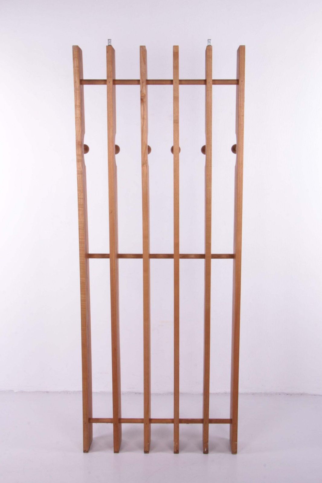 photo vinterior Arspect Spectrum Coat Rack Rare Edition 1974, Esh Wood Netherlands