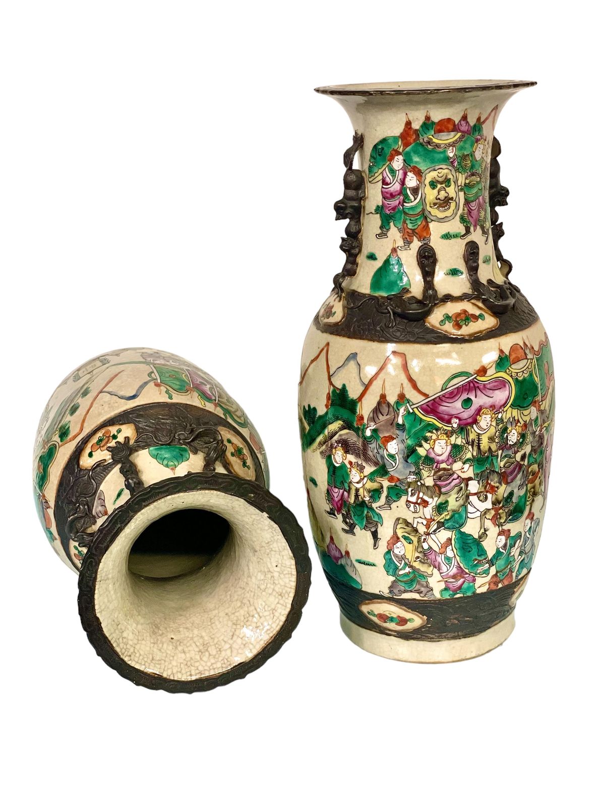 photo furniture Antique Pair Of Large Chinese Vases
