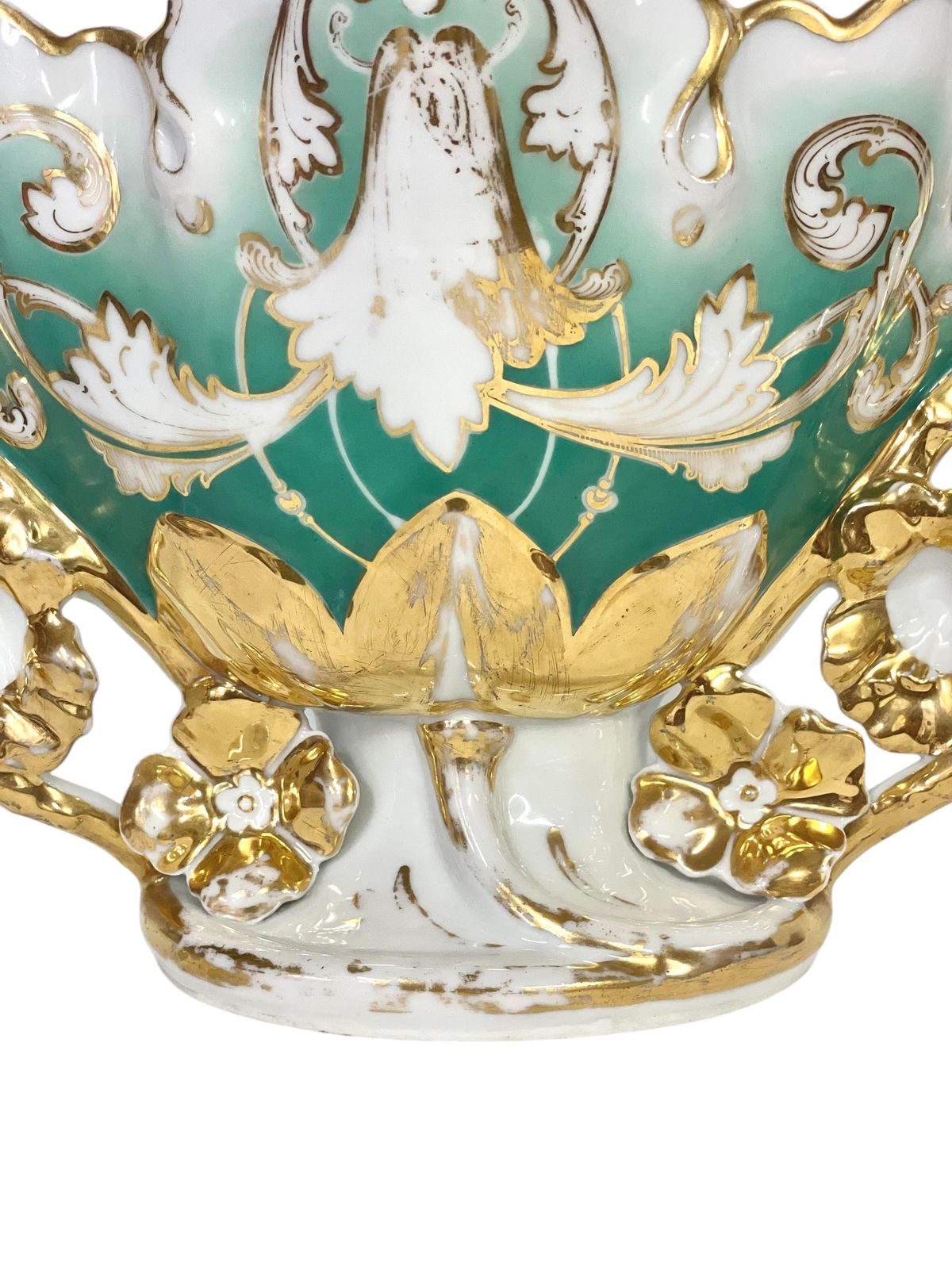 photo furniture 19th Century Gold And Polychromed Paris Porcelain Vase