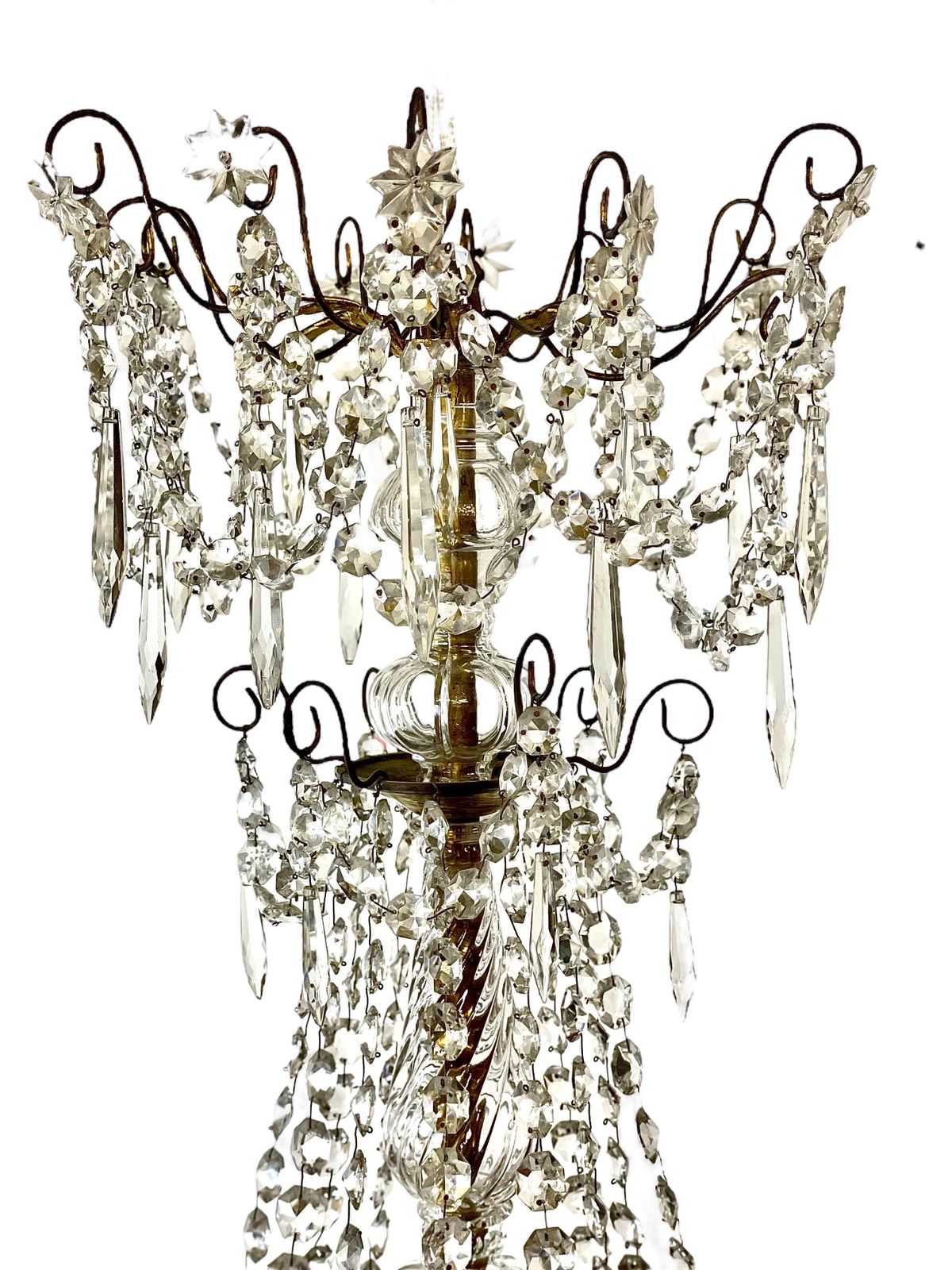 19th Century Large Crystal And Bronze Chandelier Of 12 Lights photo furniture