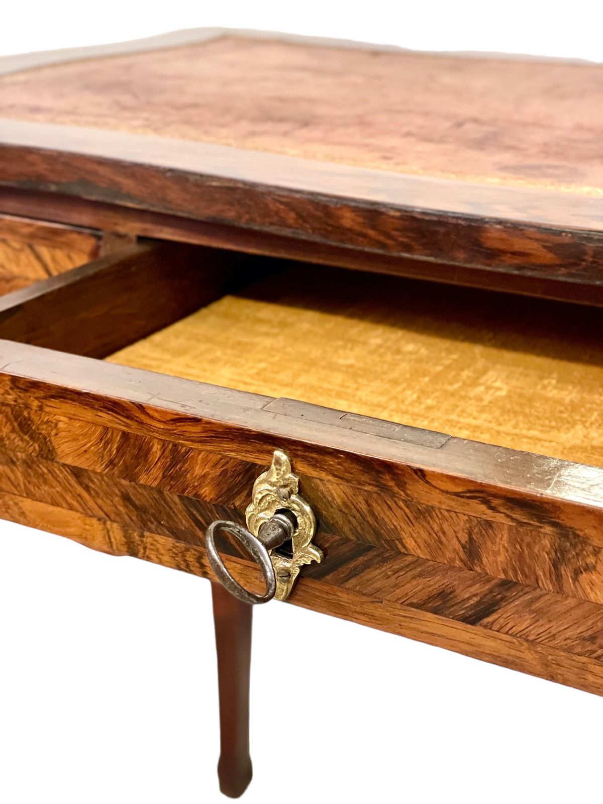 photo vinterior 1750s Gilt Bronze Mounted Writing Lady Desk, By Adrien Delorme