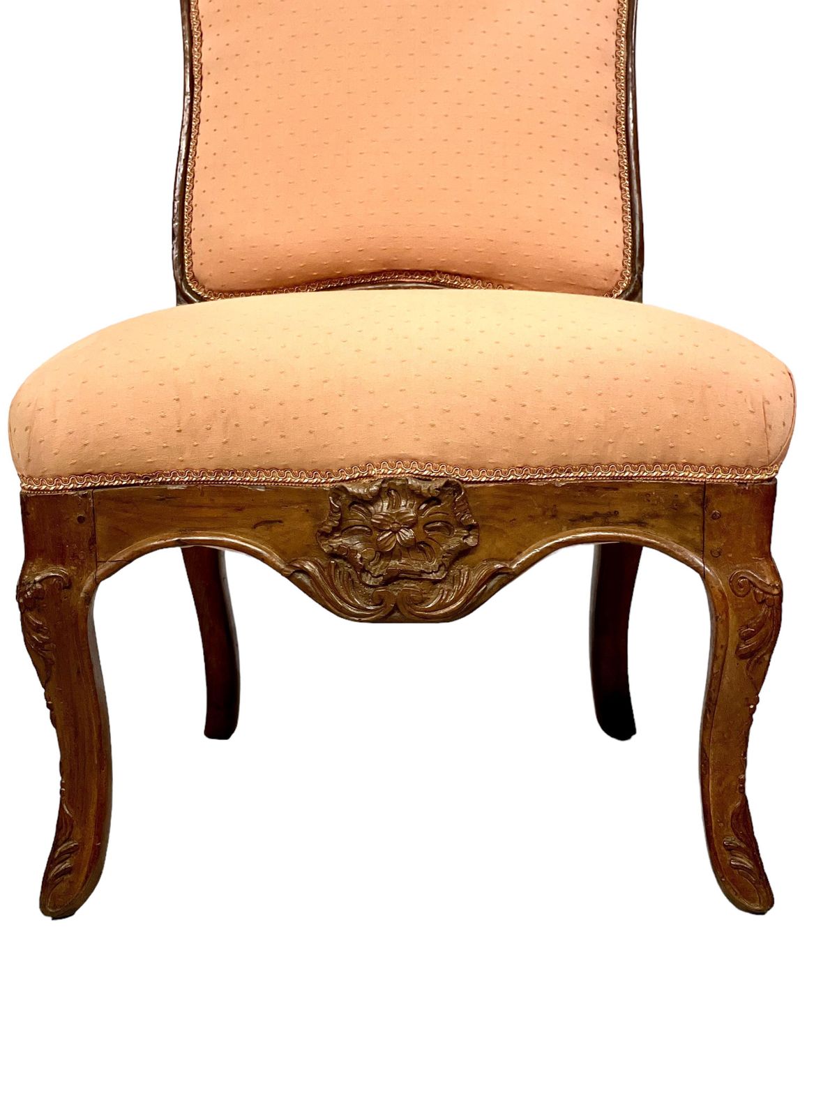 1720s French Regence Pair Of Beech Slipper Chairs photo 4368.0