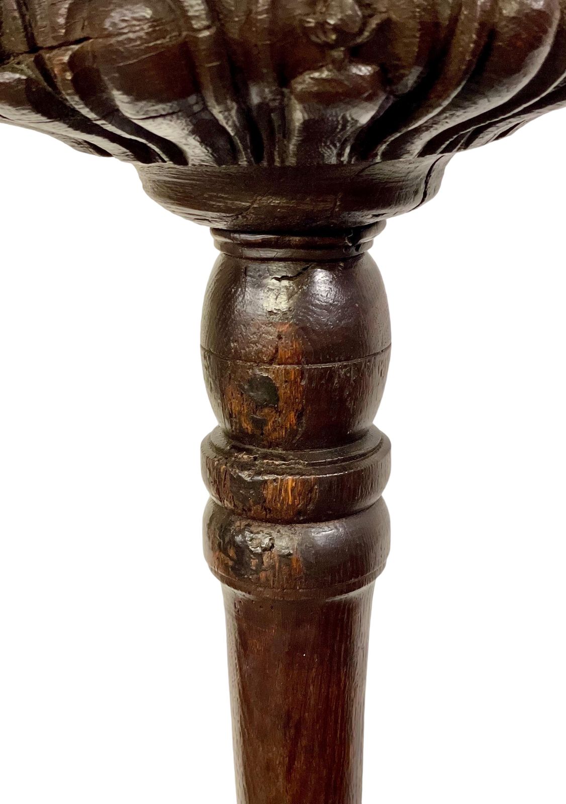 17th Century French Torchère, Or Pedestal photo vinterior