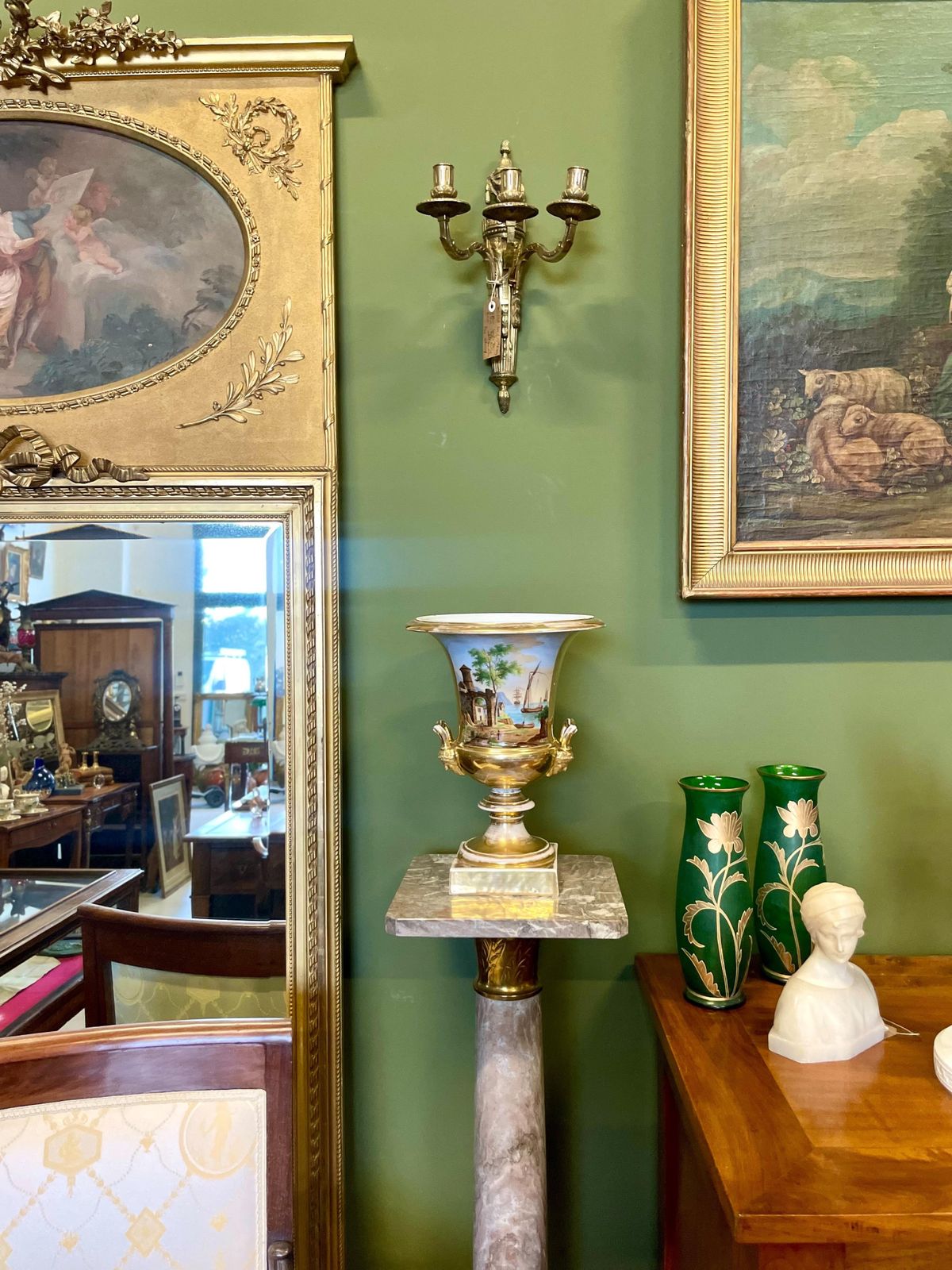 photo buy Large Gilt Porcelaine De Paris Medici Vase