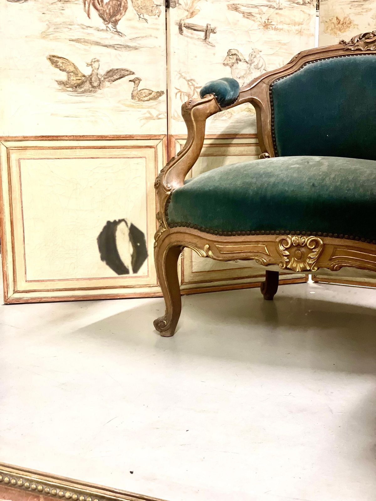 photo furniture Louis XVI Style Giltwood Mantle Mirror