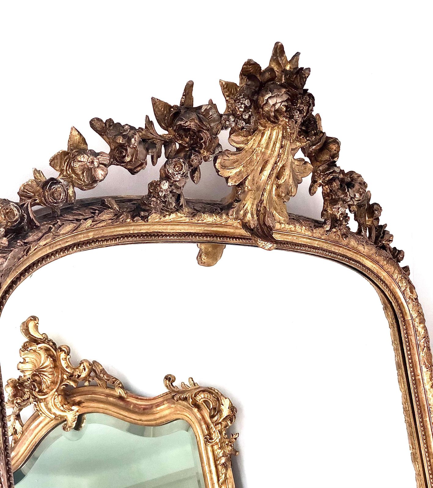 19th Century Neoclassical Grand Giltwood Mirror photo furniture