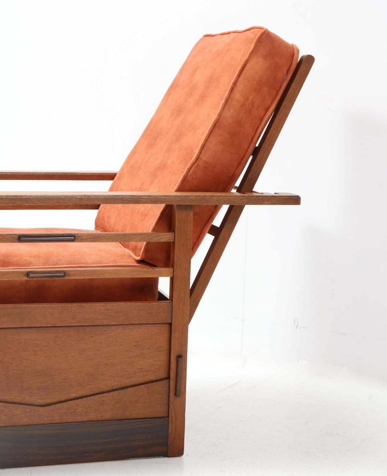 photo furniture Oak Art Deco Amsterdamse School Lounge Chair Or Folding Chair, 1920s