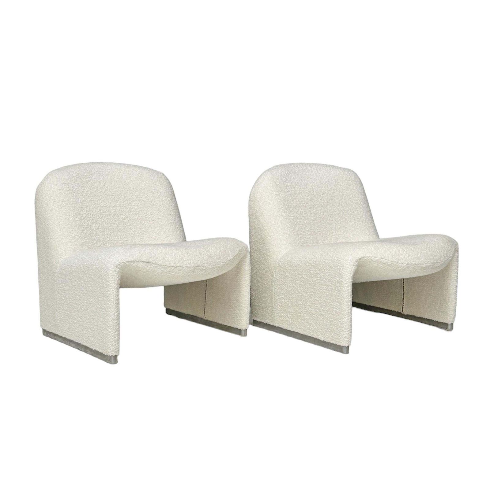 Giancarlo Piretti Two Mid Century Modern Alky Lounge Chairs In Bouclé, 1970s photo Furniture