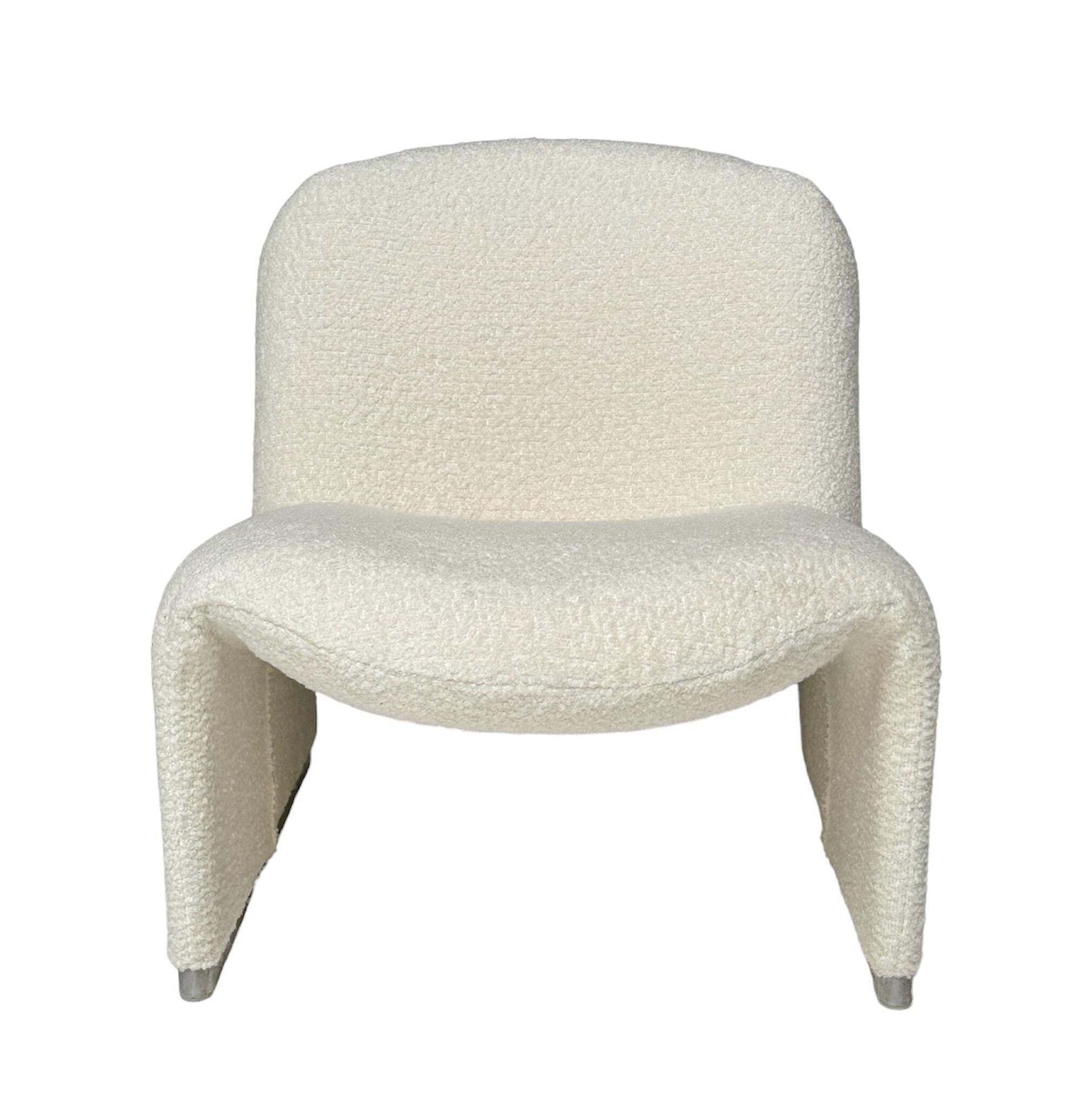 photo furniture Giancarlo Piretti Two Mid Century Modern Alky Lounge Chairs In Bouclé, 1970s