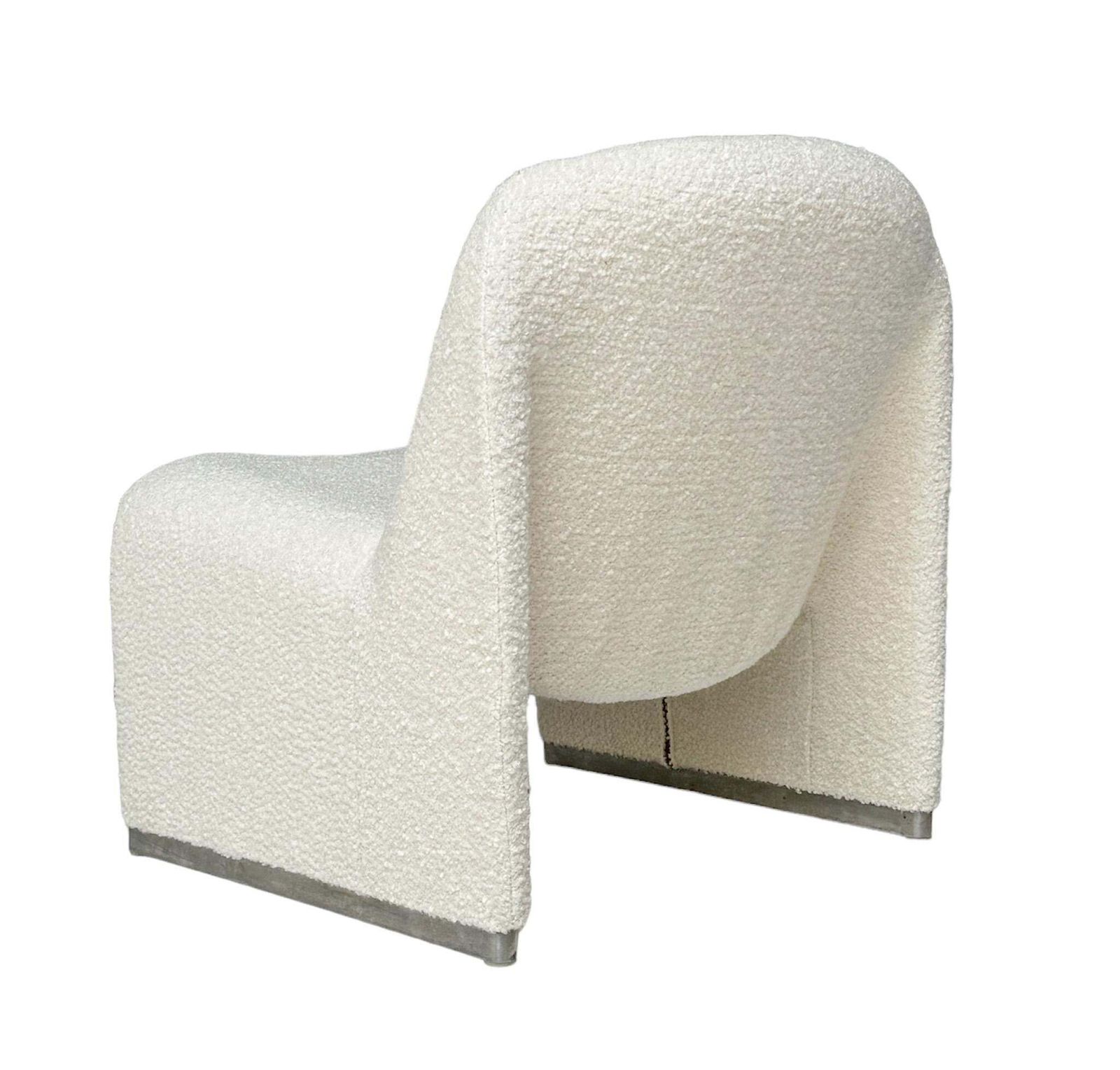 Furniture Giancarlo Piretti Two Mid Century Modern Alky Lounge Chairs In Bouclé, 1970s photo