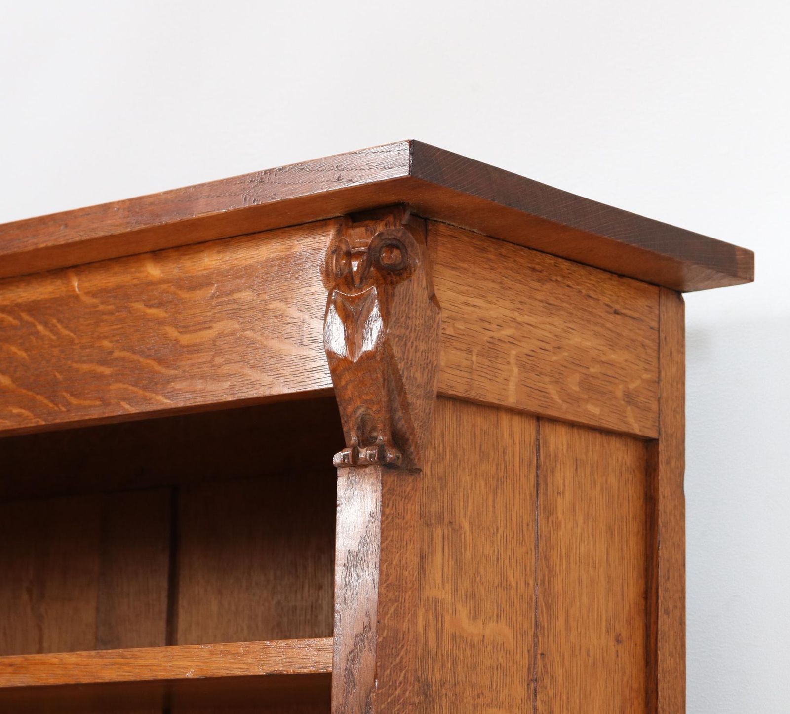 photo vinterior Oak Arts & Crafts Two Piece Bookcase By Alexander J. Kropholler, 1890s