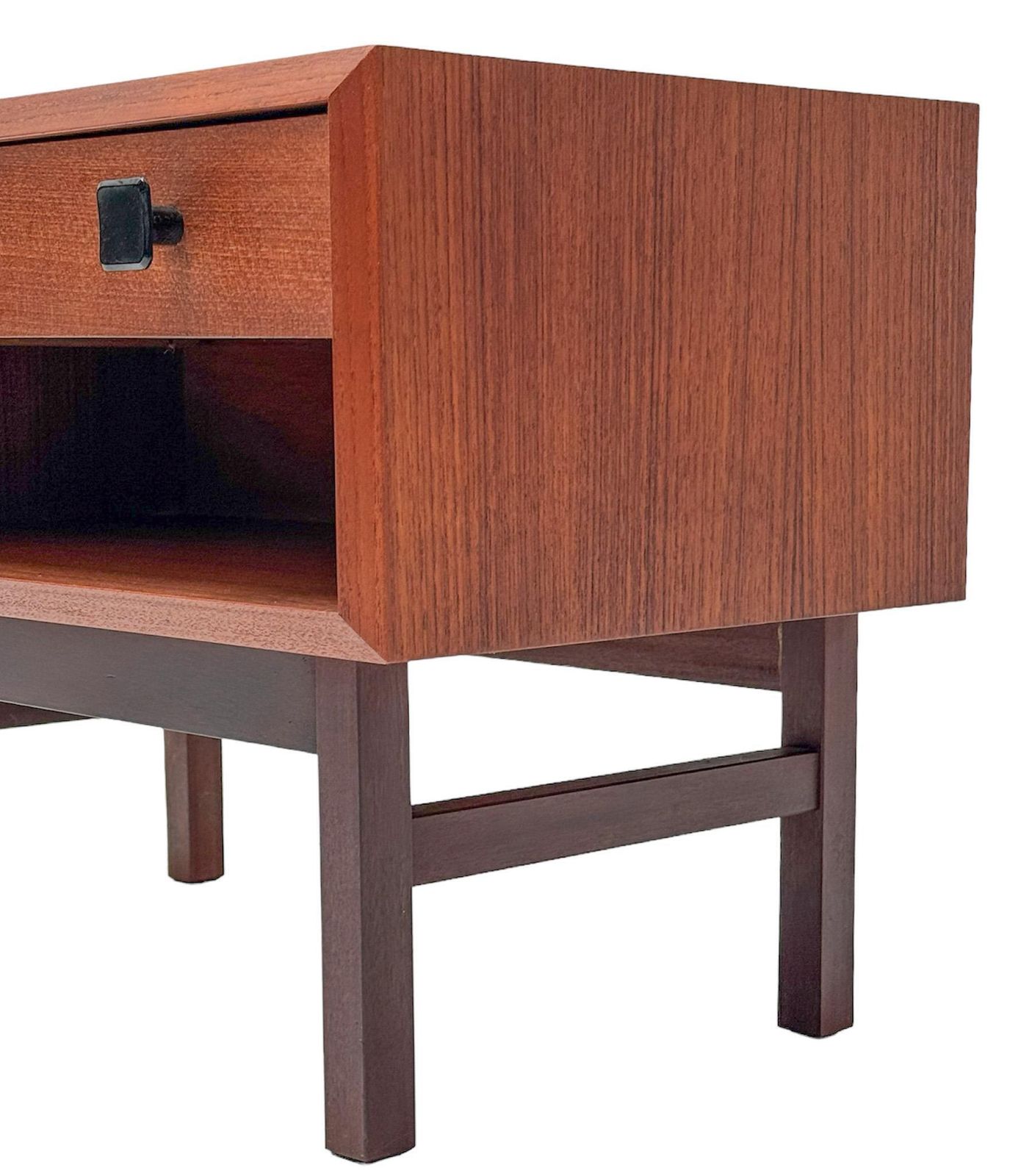 Furniture Pair Of Mid Century Modern Nightstands Or Bedside Tables, 1970s photo