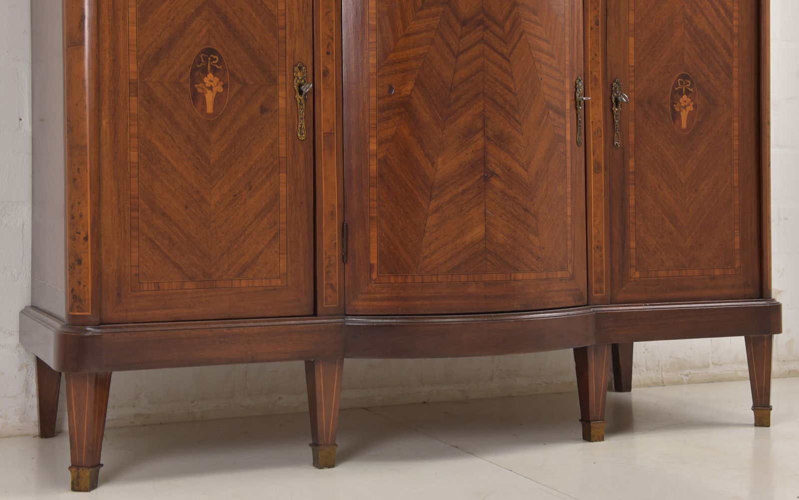 photo furniture Antique! Restored Art Deco 1925 Mahogany Sideboard Dresser Dining Room