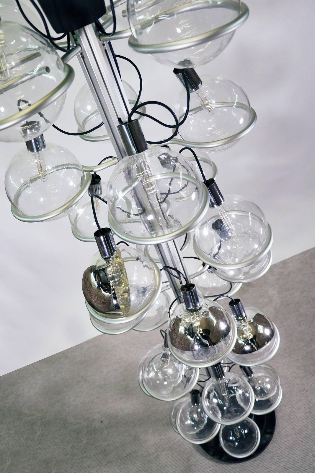 photo buy Unique Monumental 102“ Foyer Lighting Object 32 Globes By Sarfatti Attr., 1960s