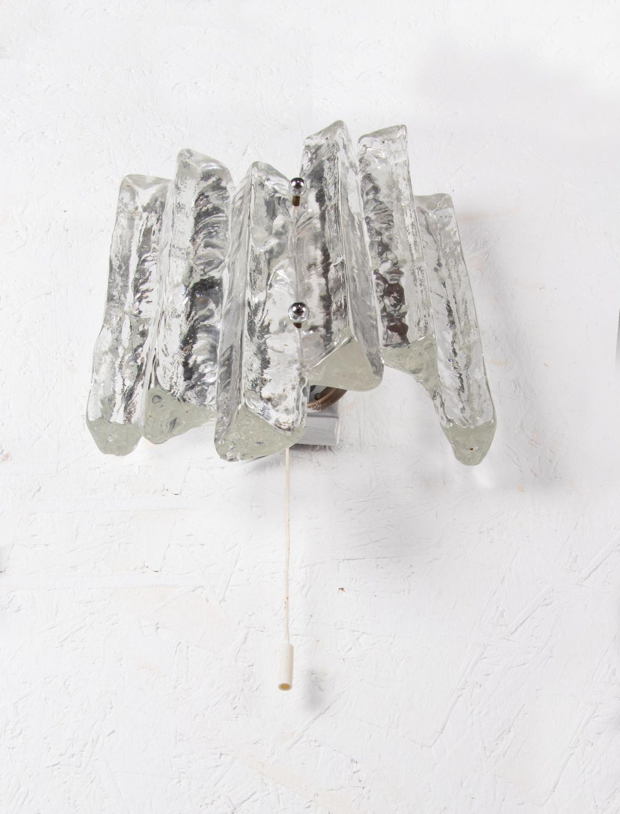 1 'Of 2' Pair Of Kalmar Wall Sconces Frosted Glass And Chrome, Austria 1960s photo vinterior