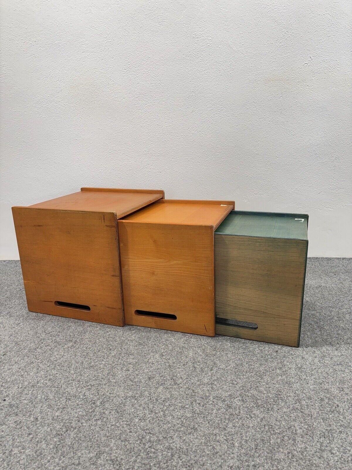 Saporiti Italia Tris Tables Stackable Wood 1970s Design Modernariato photo Furniture