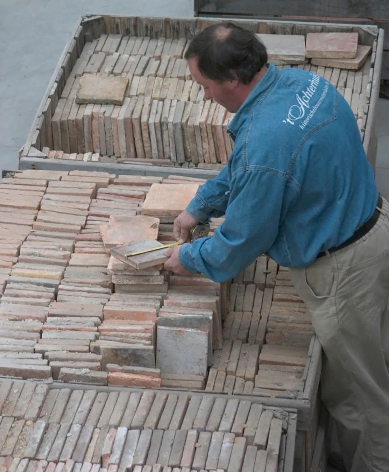 Antique French Salmon Nuanced Terracotta Floor Tiles   We Sell Them Per 20 M2. photo vintage