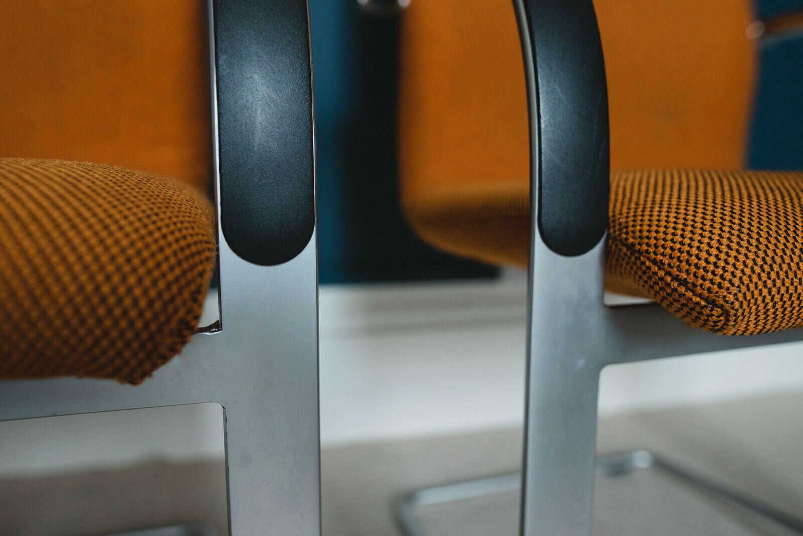 Burkhard Vogtherr For Fritz Hansen Independence Cantilever Chairs photo 675.0
